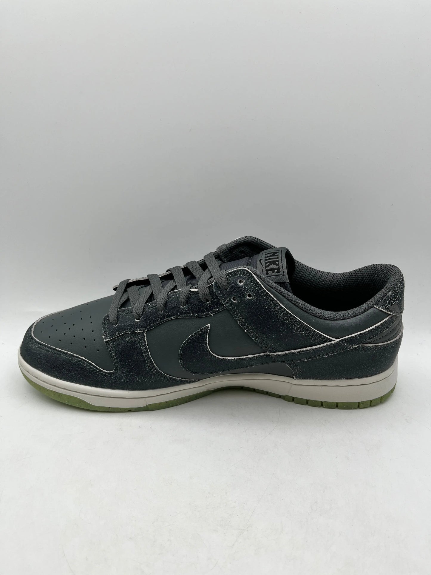 Nike Dunk SE Low Halloween - Cauldron - Mens UK12 - With Box FRENLY BRICKS - Open 7 Days