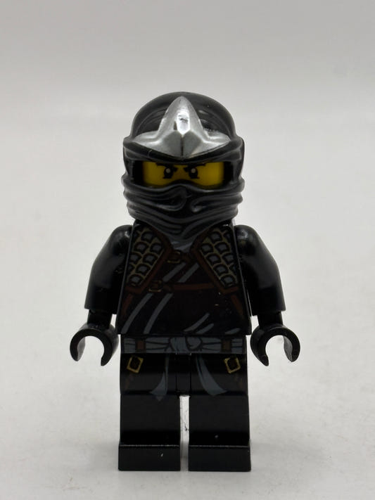 LEGO Ninjago Rise of the Snakes Cole ZX No Shoulder Armor Minifigure - njo0039