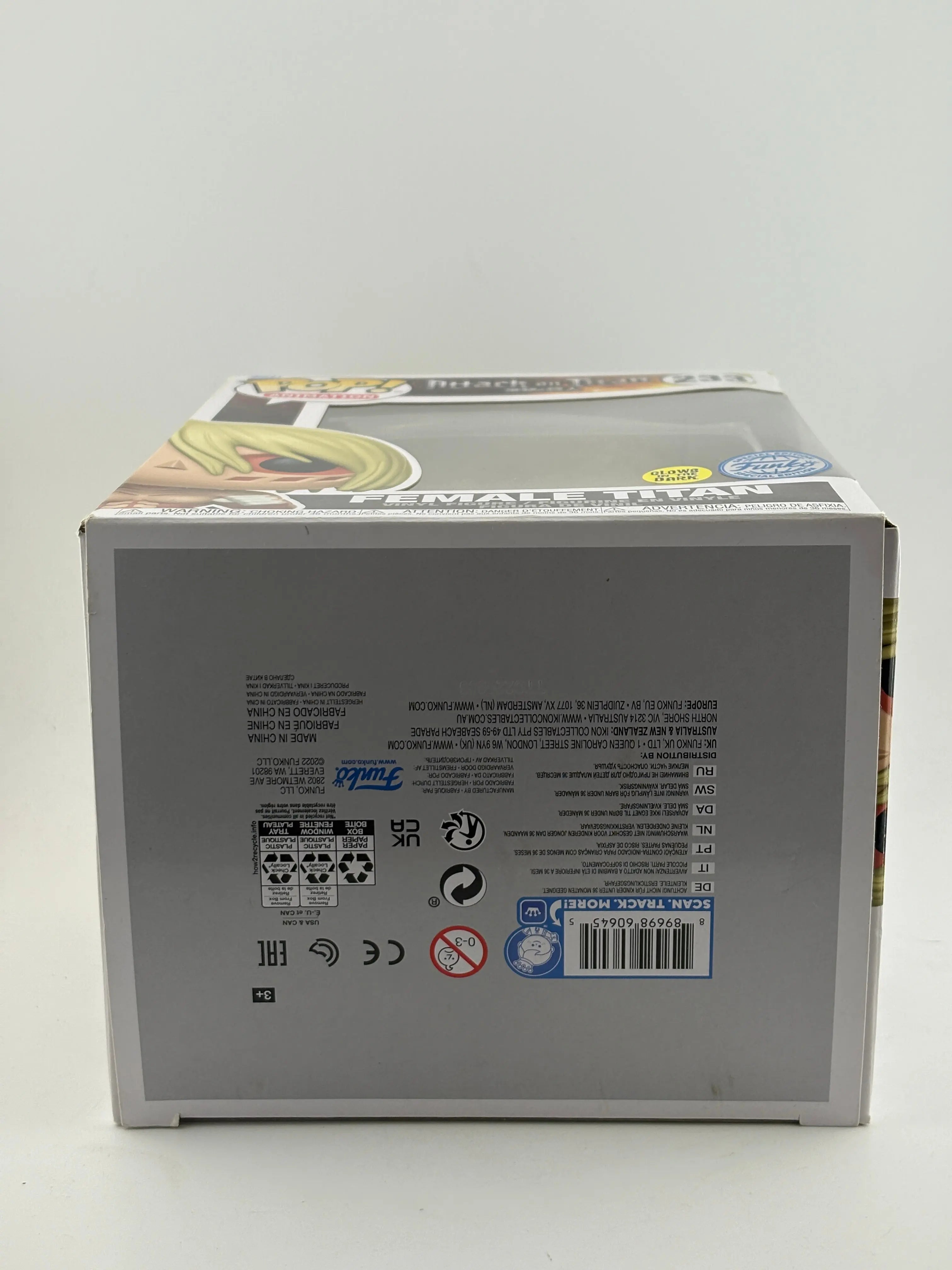 Funko POP! Animatiom Attack on Titan #233 Female Titan Glow Special Edition FRENLY BRICKS - Open 7 Days