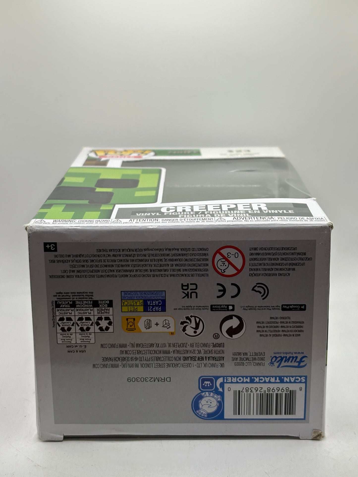 Funko POP! Games Minecraft #320 Creeper Vinyl Figure Box Damage