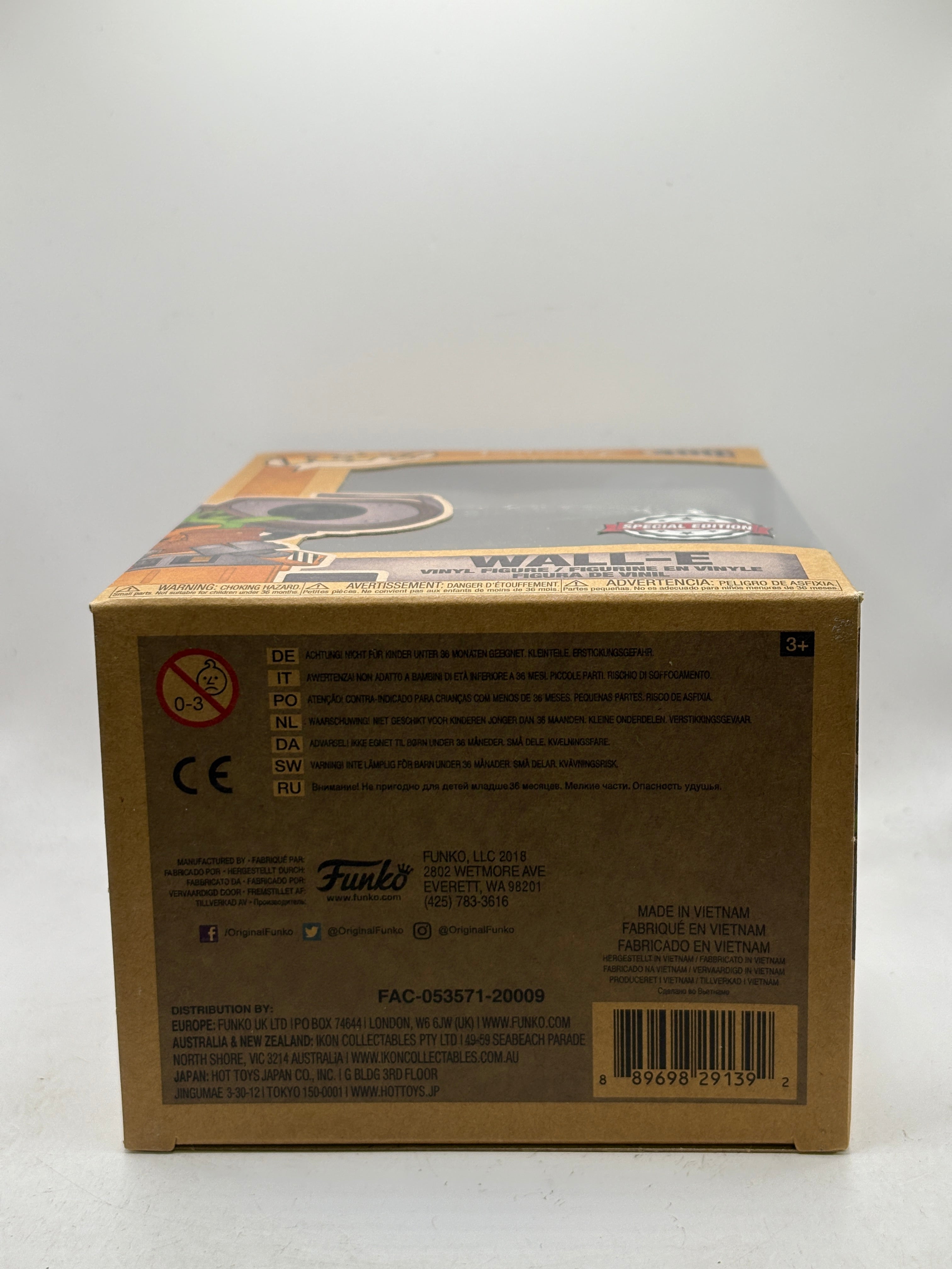 Funko POP! Disney #400 Wall-E Special Edition Vinyl Figure