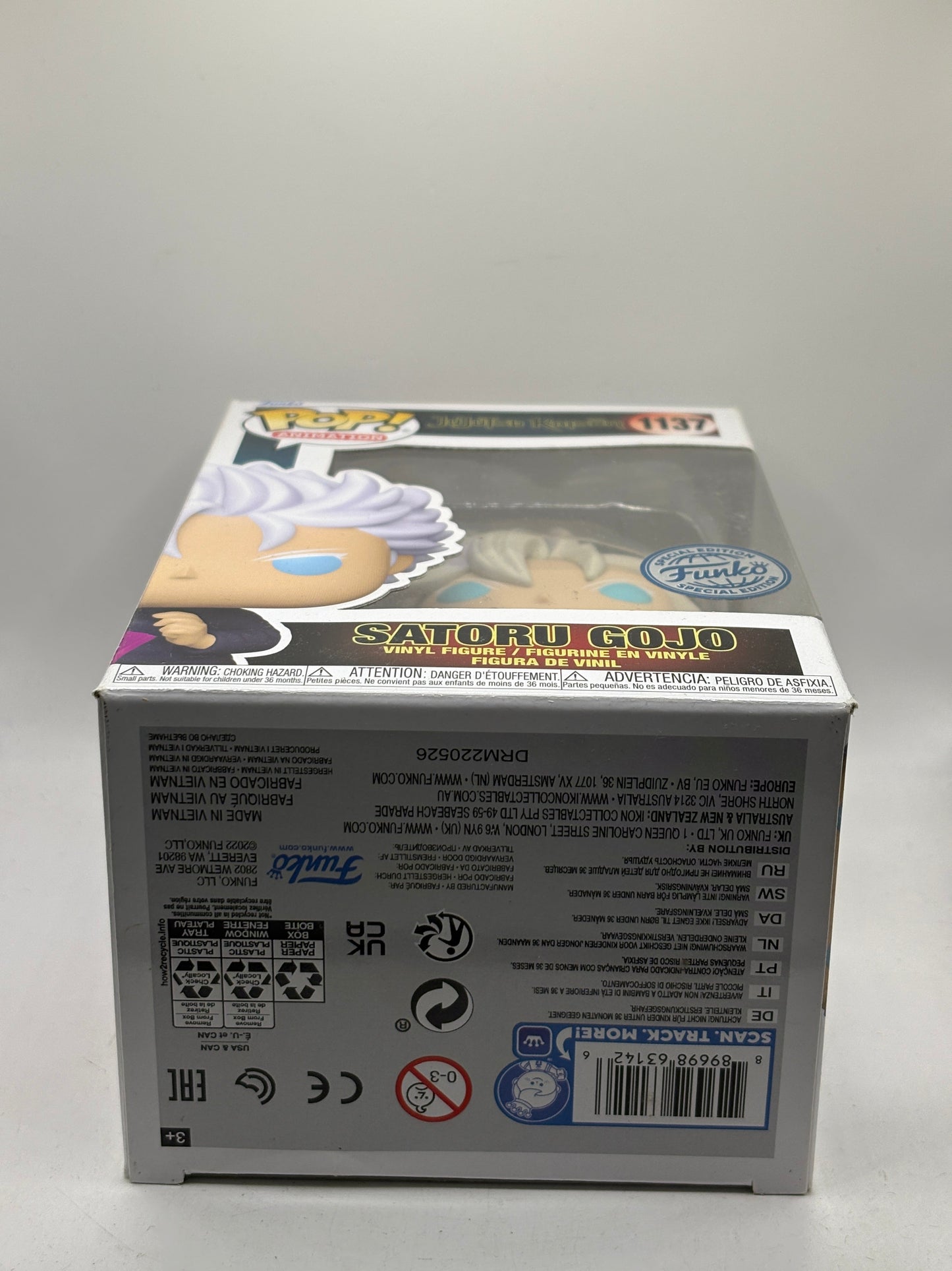 Funko POP! Animation Jujutsu Kaisen #1137 Satoru Gojo Special Edition FRENLY BRICKS - Open 7 Days