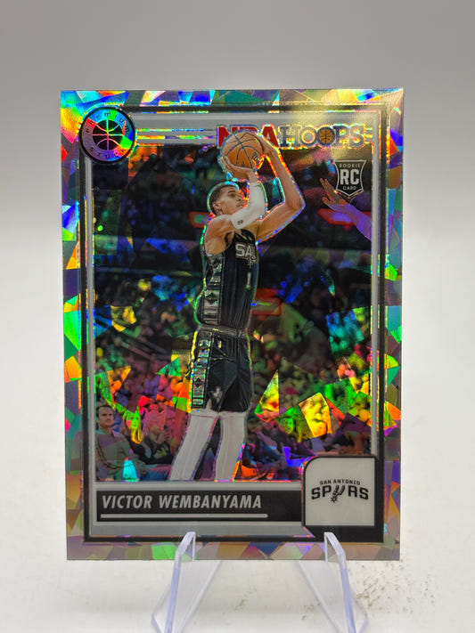 2023-24 Nba Hoops Premium Stock - Victor Wembanyama #108 Cracked Ice Prizm (RC)