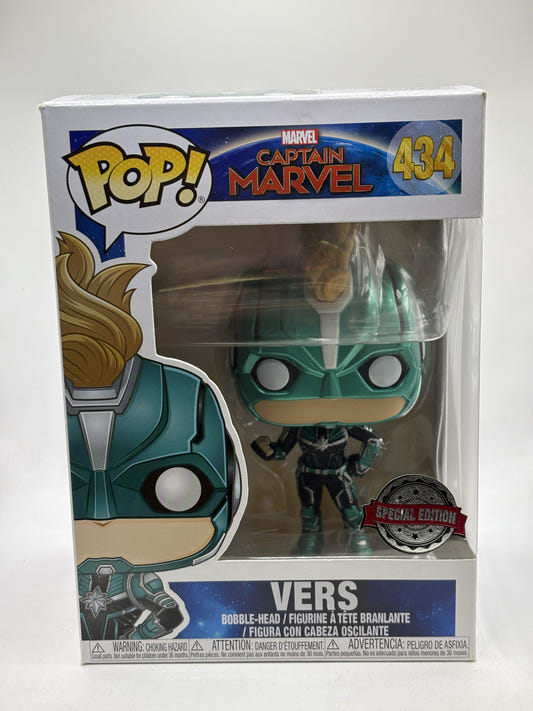 Funko POP! Marvel Captain Marvel #434 Vers Bobble-Head Special Edition — front