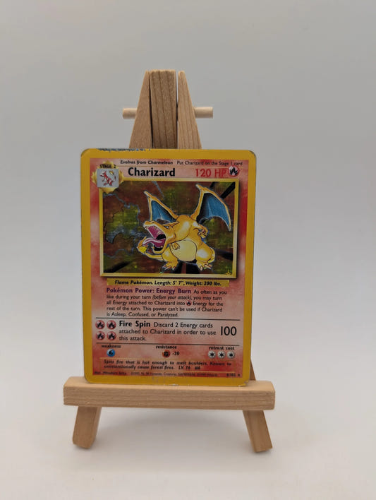 Pokémon Base Set Charizard Holo Card 4/102