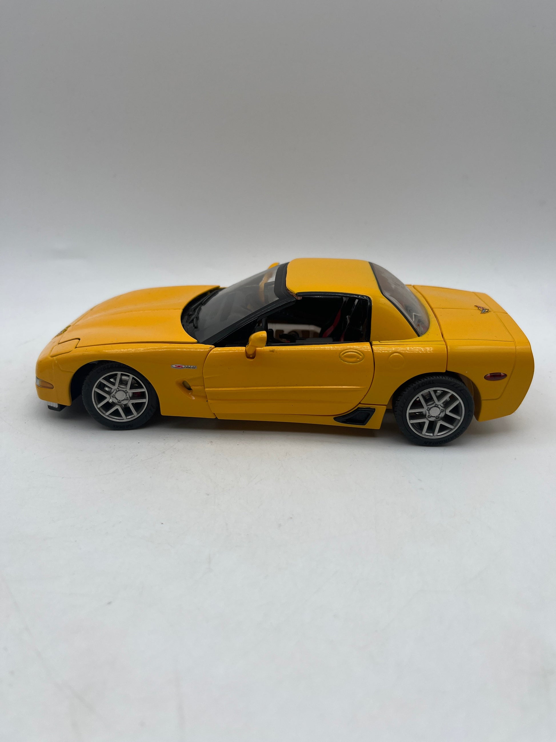 Takara Transformers Binaltech BT-06 Tracks (Yellow Version) Chevrolet Corvette FRENLY BRICKS - Open 7 Days