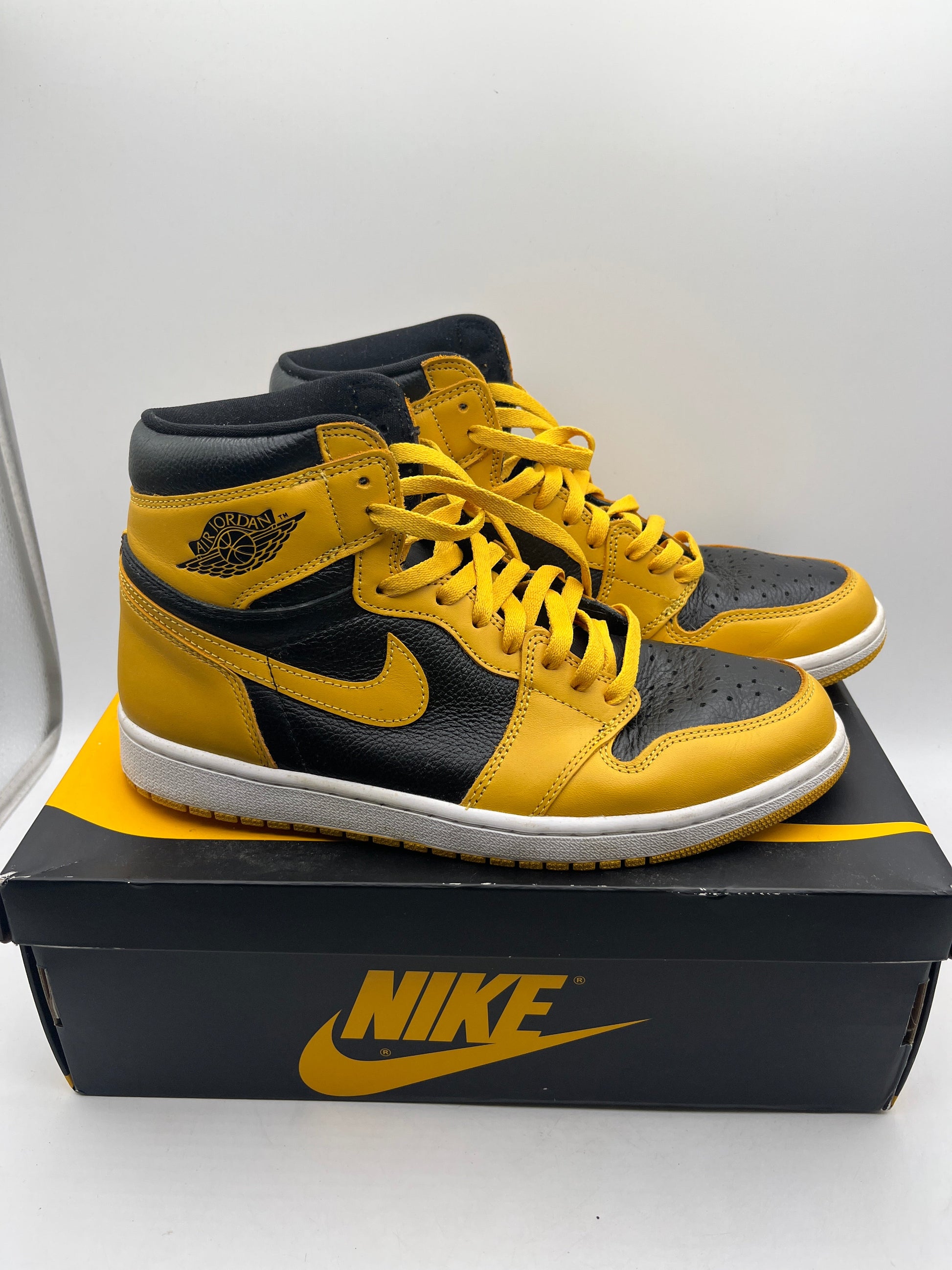 Nike Air Jordan 1 Retro OG High Pollen Size 10.5 555088-701 USED FRENLY BRICKS - Open 7 Days