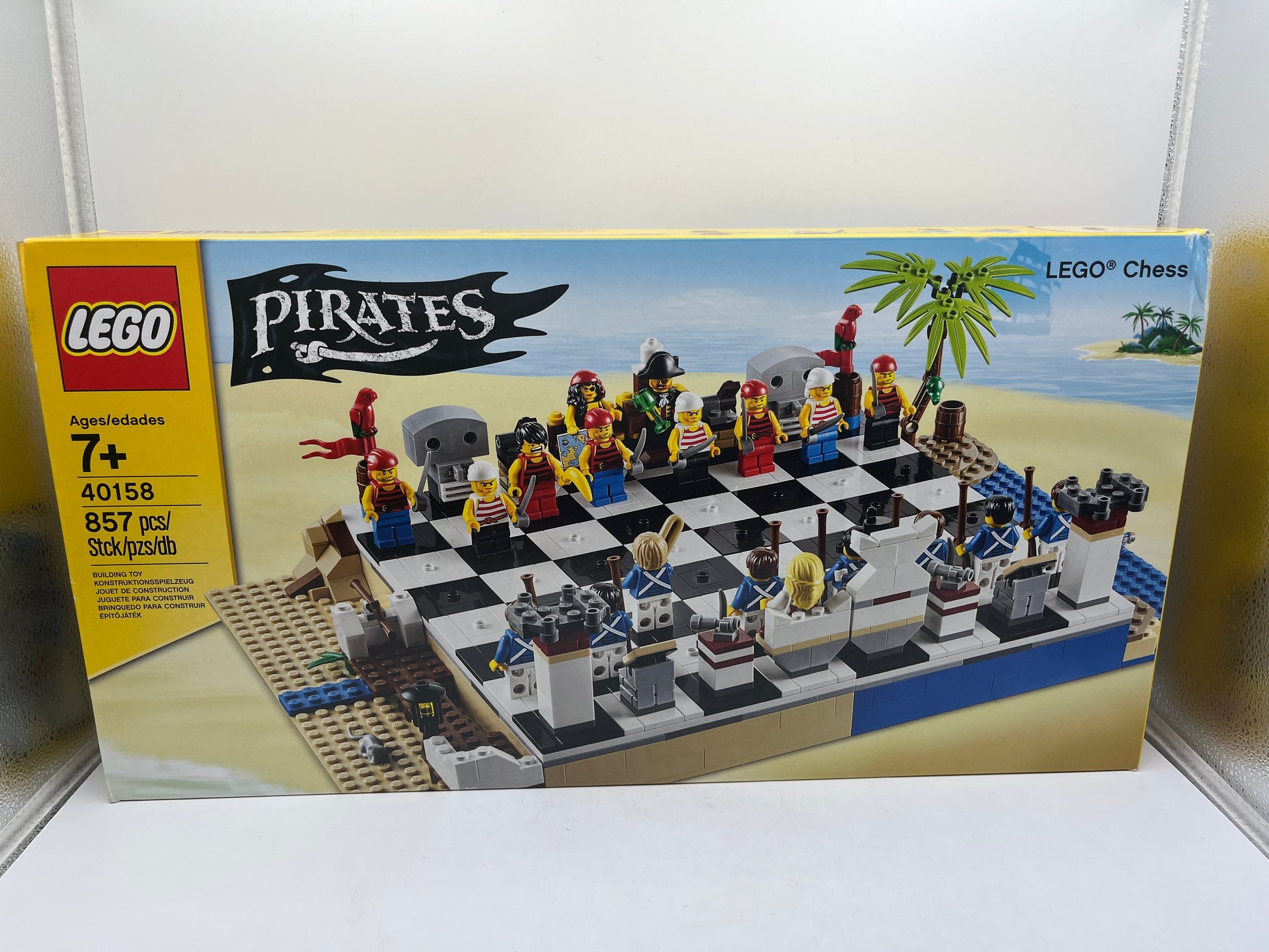 LEGO 40158 Pirates Chess Set Historical 20 Minifigures New Sealed Retired Rare FRENLY BRICKS - Open 7 Days