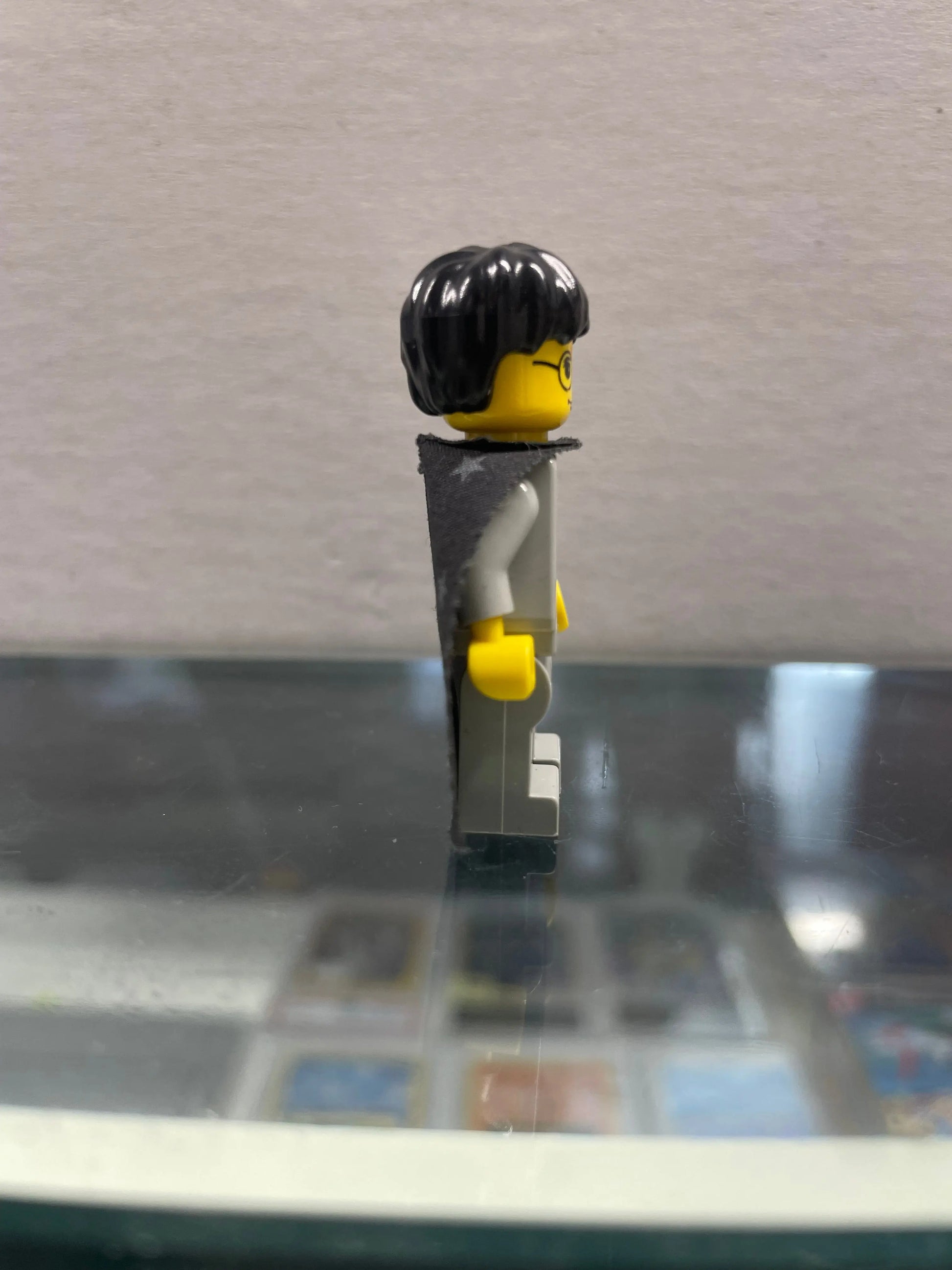 LEGO® Harry Potter Minifigure hp005 Harry Potter - Gryffindor Shield, Cape FRENLY BRICKS - Open 7 Days