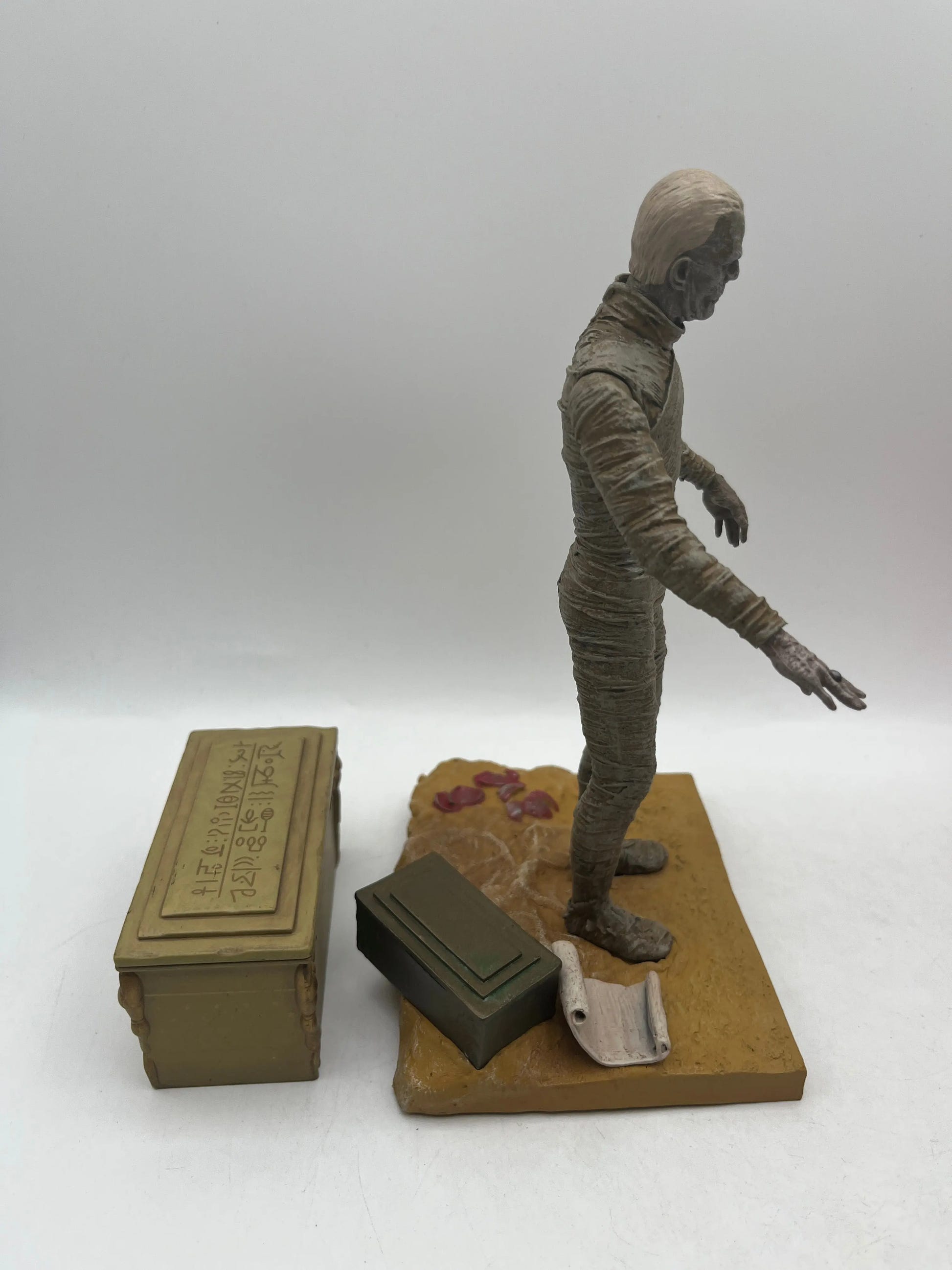 Universal Studios Monsters 2010 Diamond Select Figure The Mummy Toys R Us FRENLY BRICKS - Open 7 Days image 2