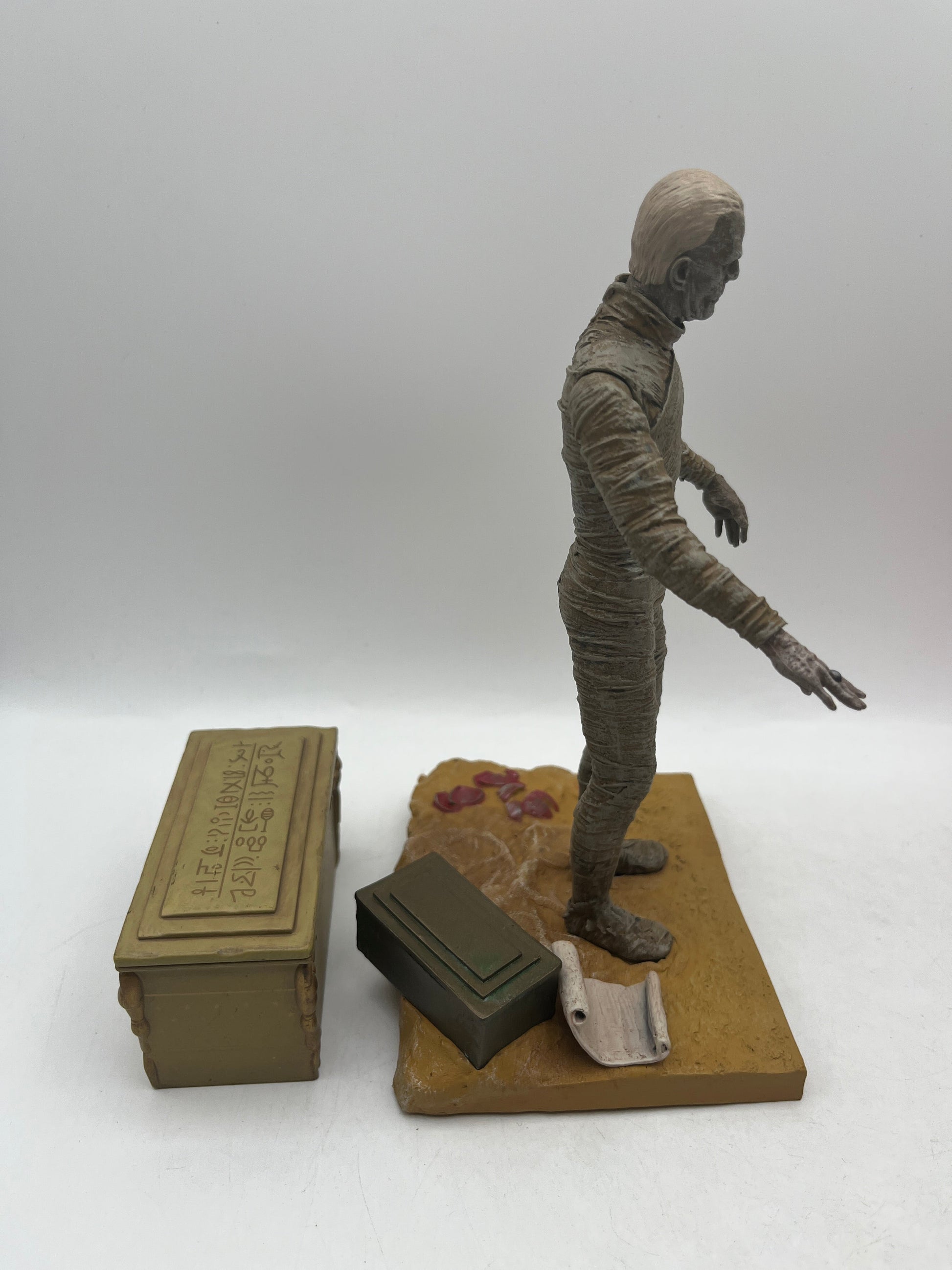 Universal Studios Monsters 2010 Diamond Select Figure The Mummy Toys R Us FRENLY BRICKS - Open 7 Days