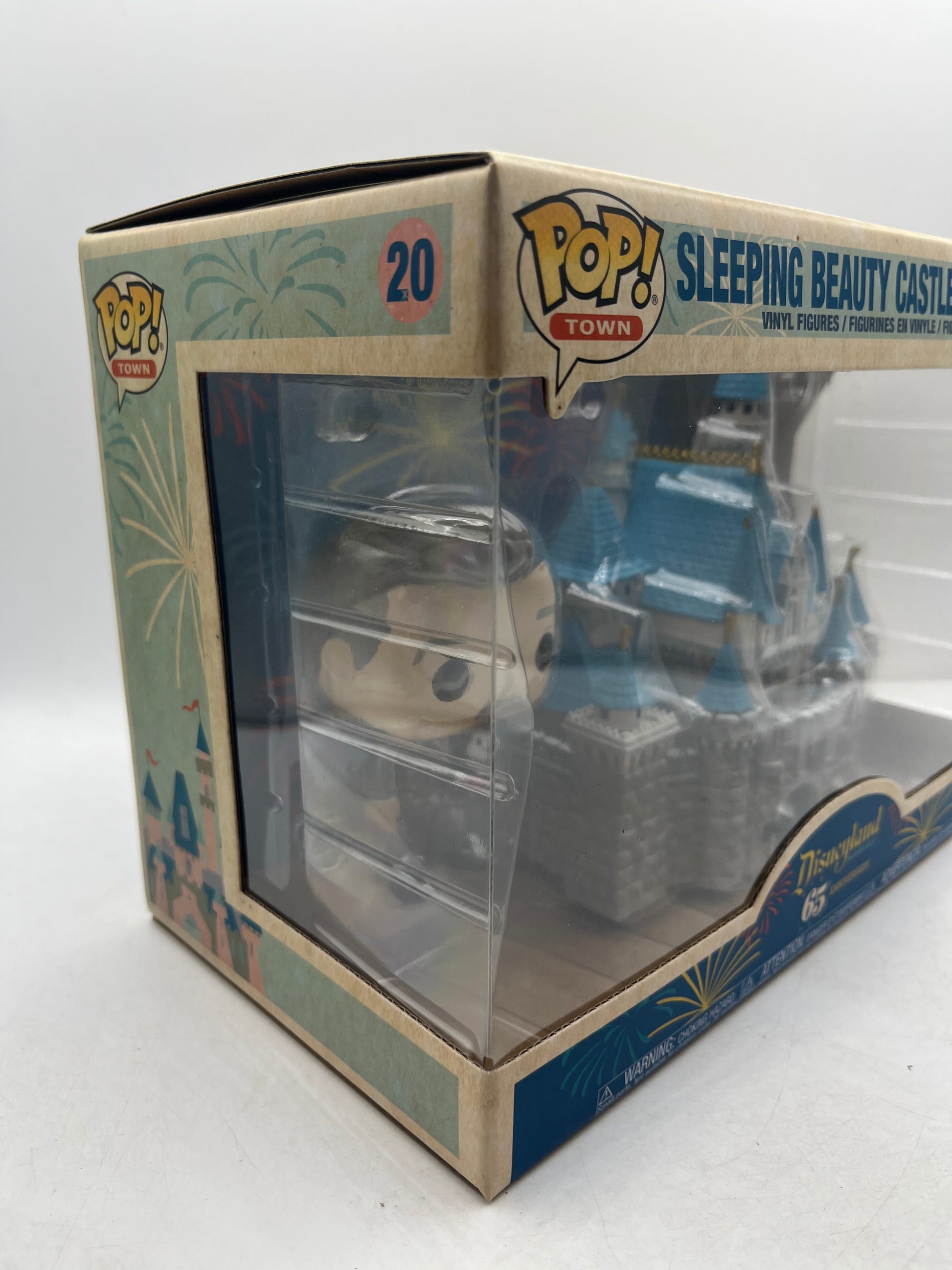 Funko POP! Town: Disneyland 65th - Sleeping Beauty Castle and Walt Disney #20 image 8
