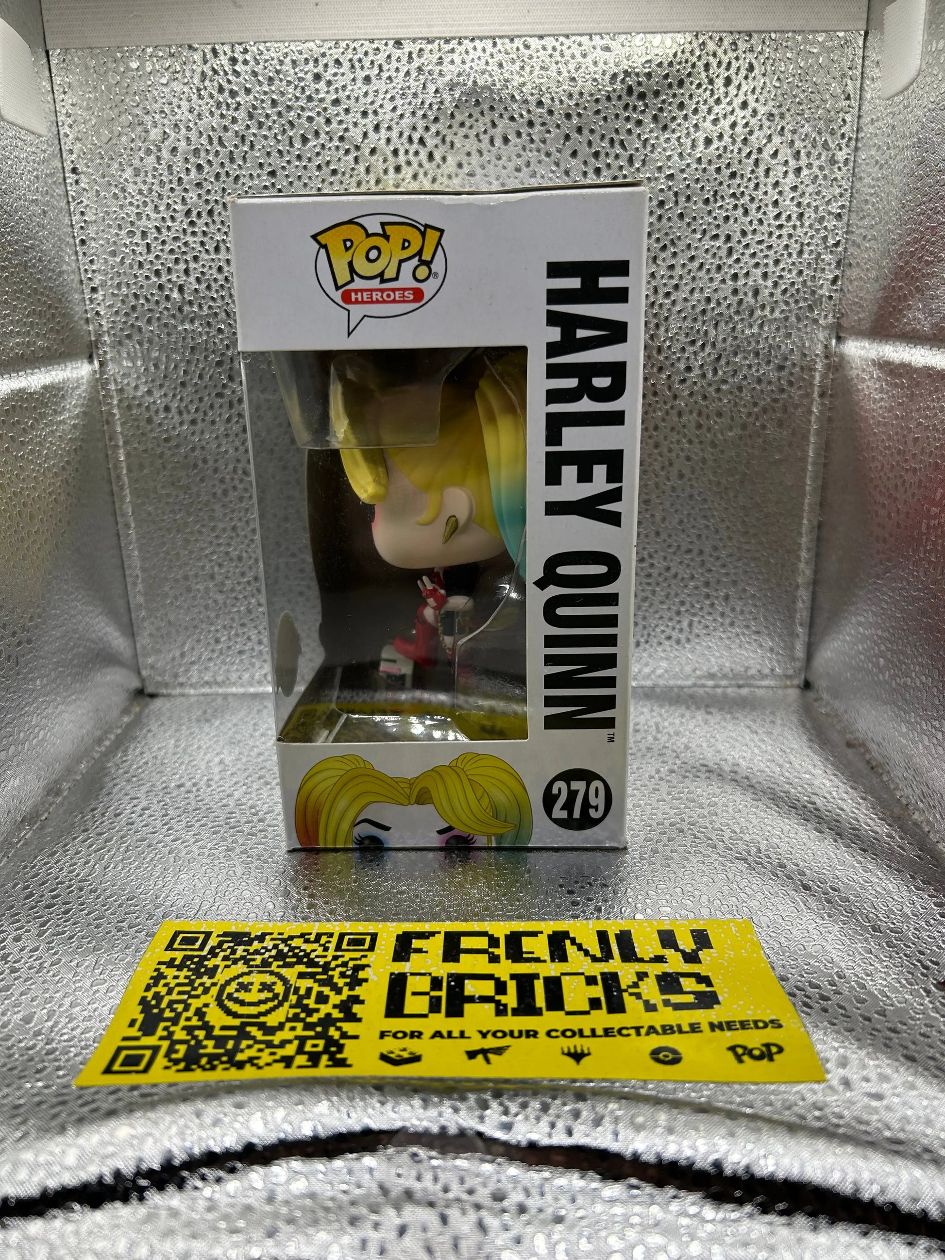 POP VINYL DC SUPER HEROES 279 SPECIAL EDITION HARLEY QUINN FRENLY BRICKS - Open 7 Days