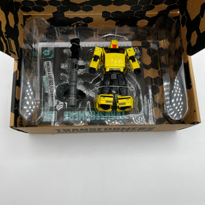 Hasbro Transformers Generations Selects Deluxe WFC-GS13 HUBCAP FRENLY BRICKS - Open 7 Days