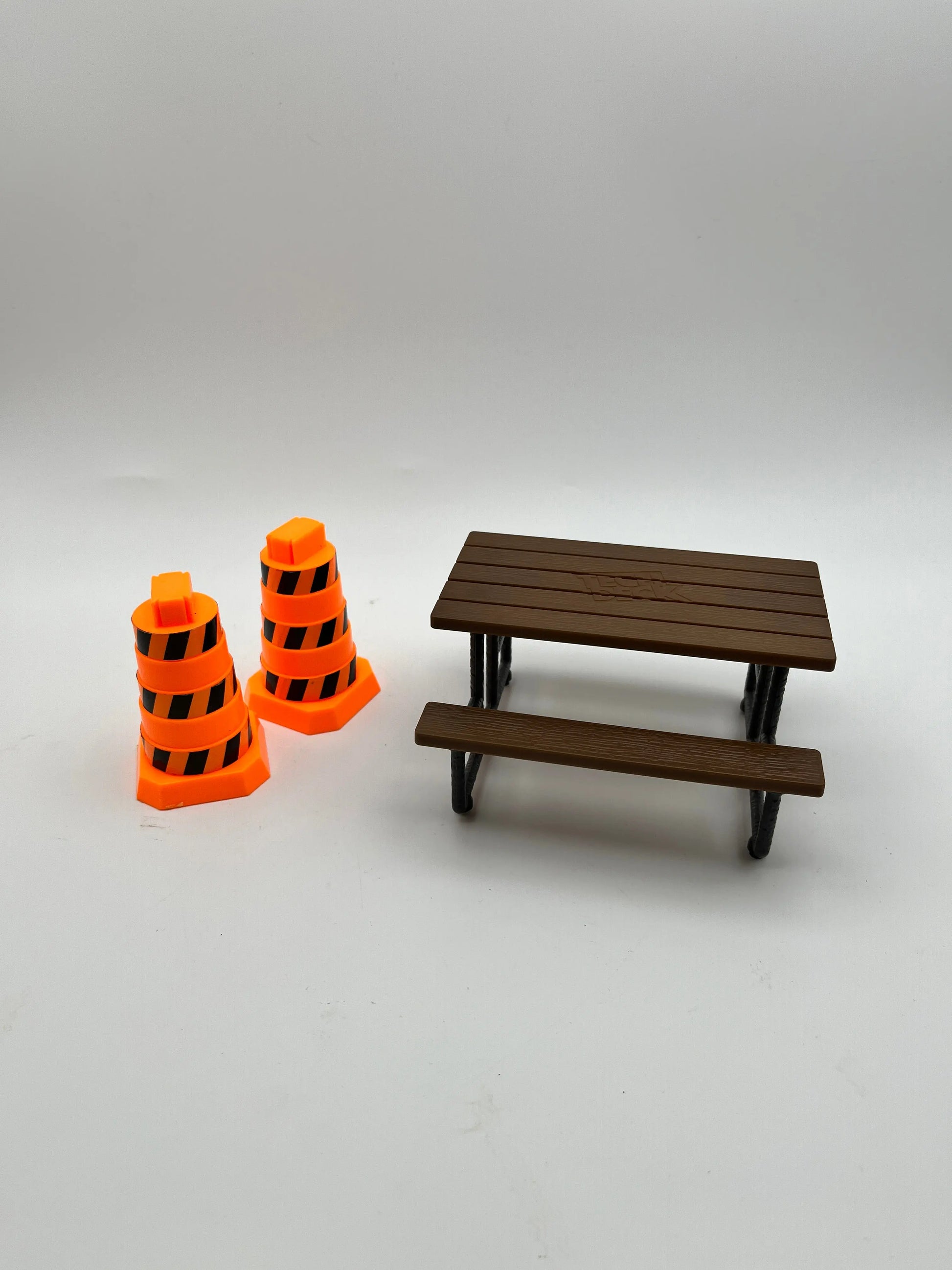 Hasbro Tech Deck Accessories Lot FRENLY BRICKS - Open 7 Days