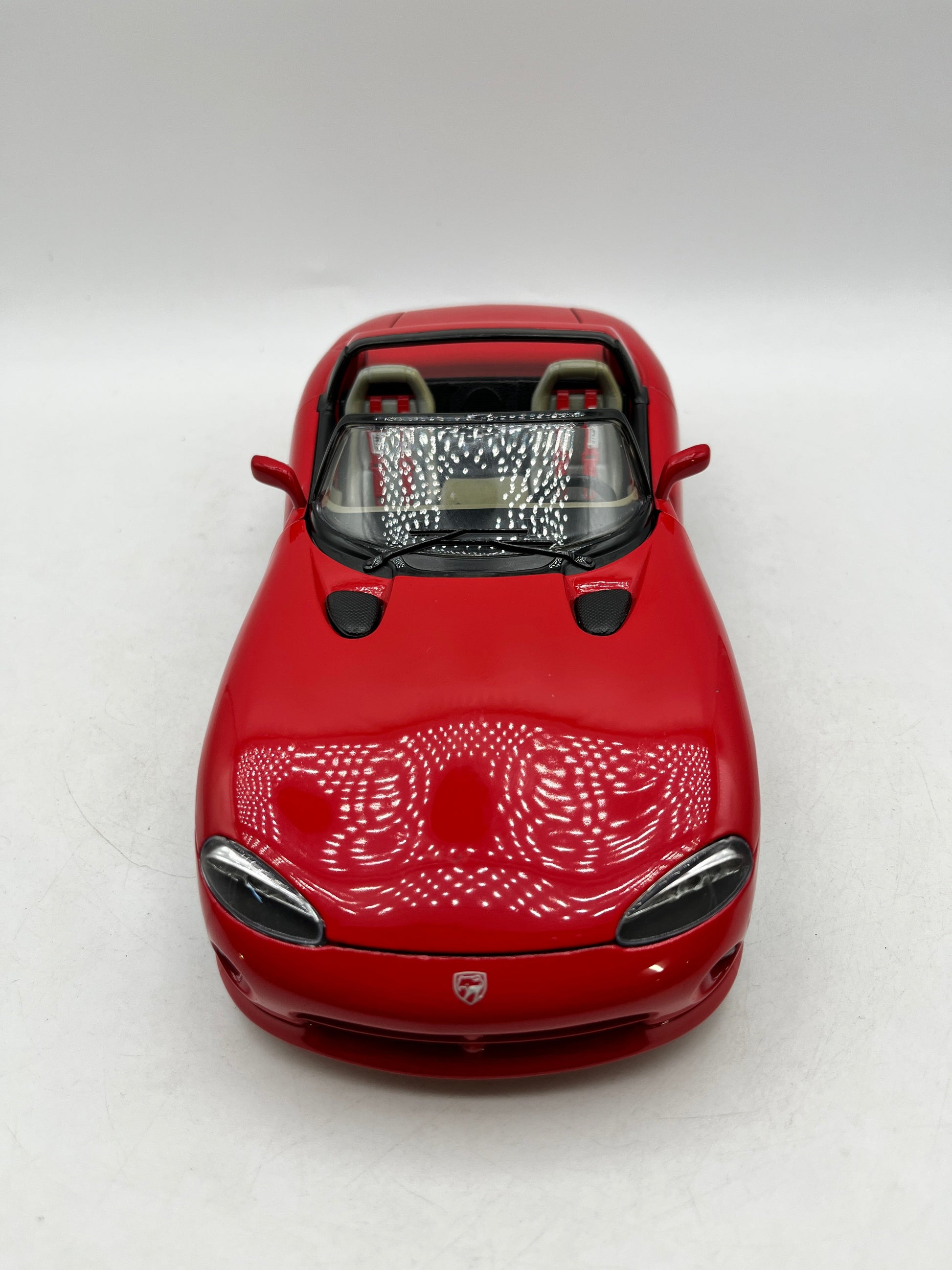 1:18 Burago Dodge Viper RT-10 Roadster  1993 in Red - Diecast Model Car FRENLY BRICKS - Open 7 Days