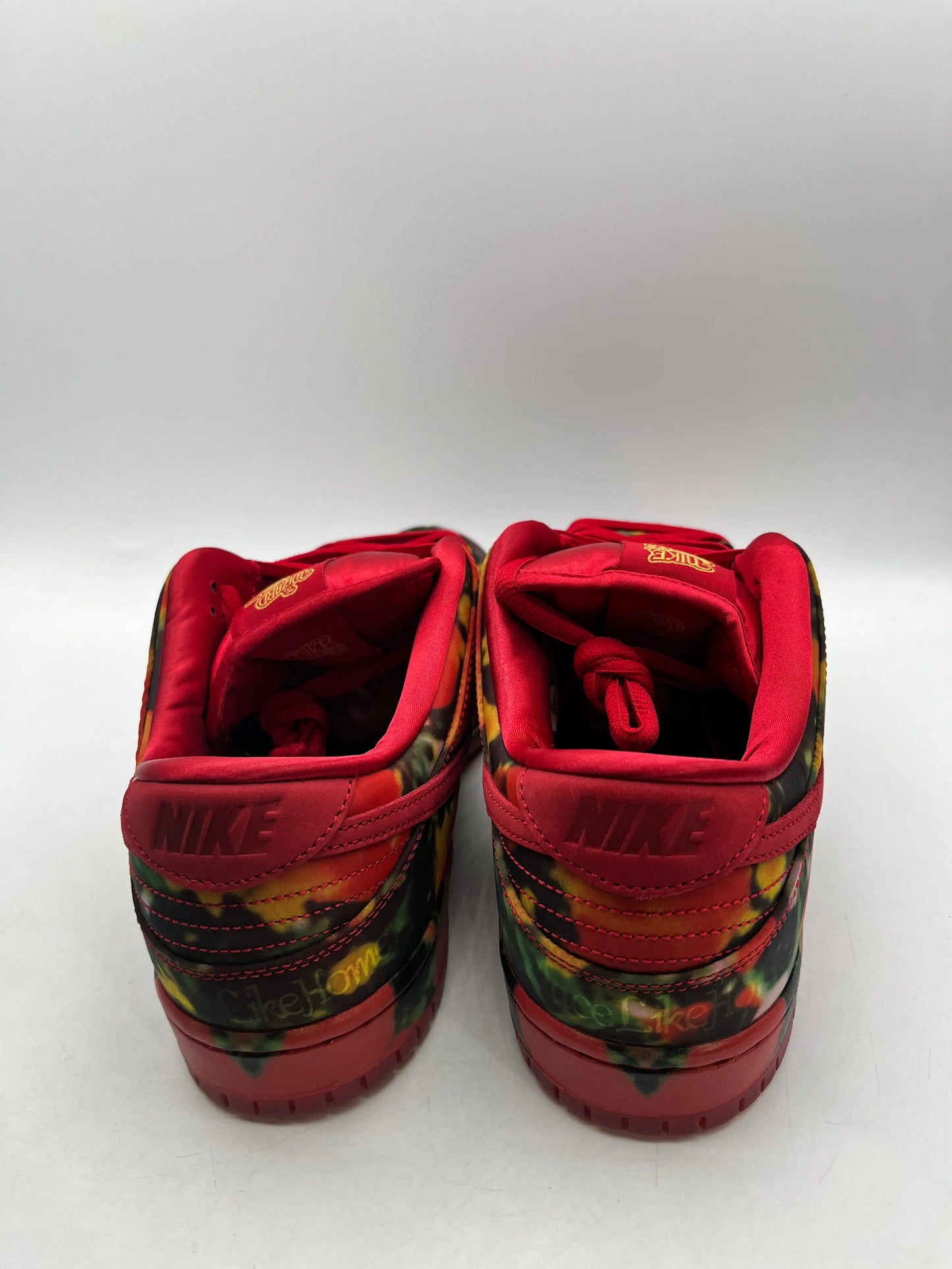 Nike Dunk SB Low X  The Wizard of Oz Poppy Field FZ1291-600 Size Mens Uk 10 - Complete FRENLY BRICKS - Open 7 Days
