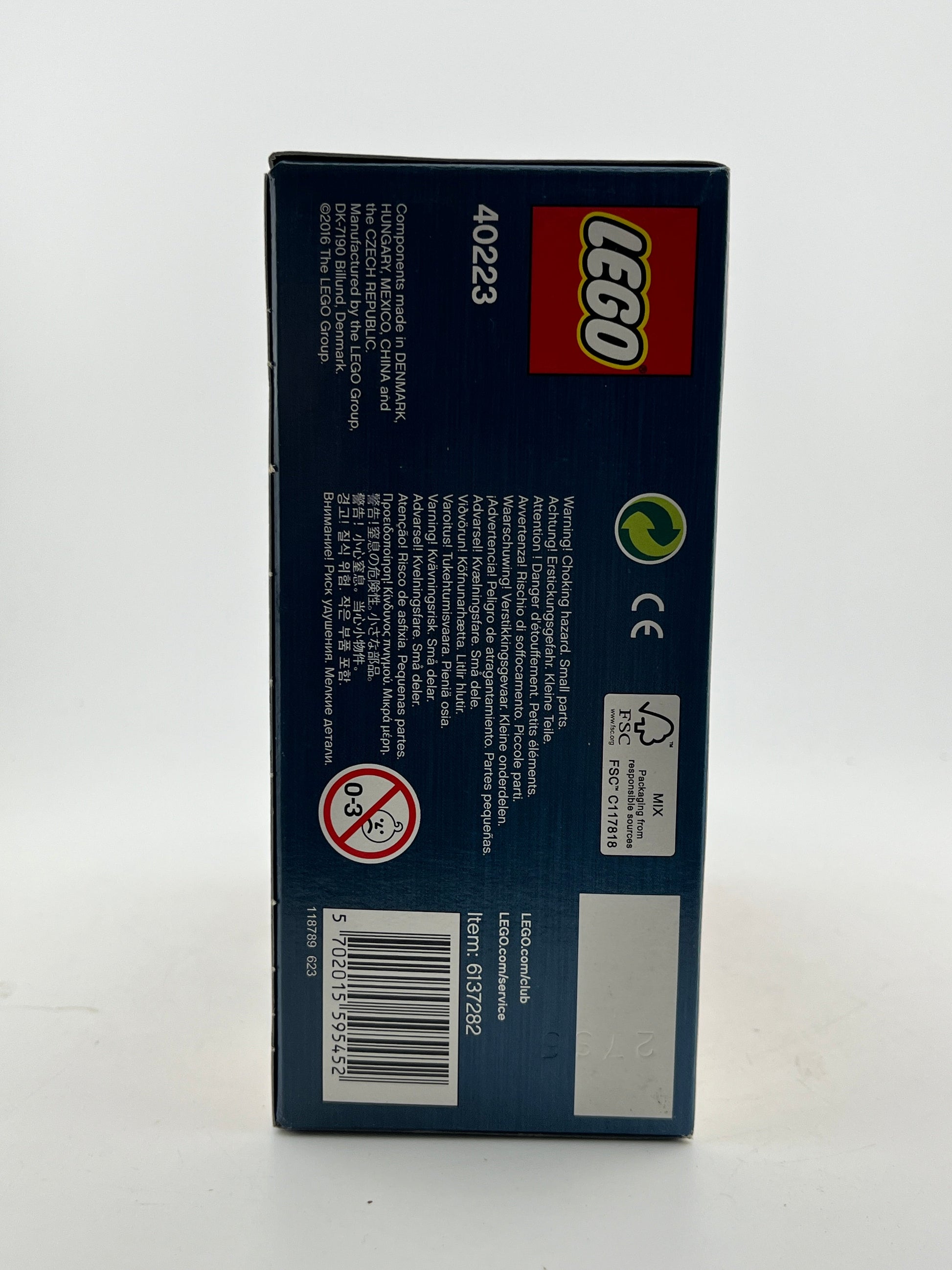 Lego- Santa’s Village Snow Globe 40223 - Limited Edition - Sealed FRENLY BRICKS - Open 7 Days