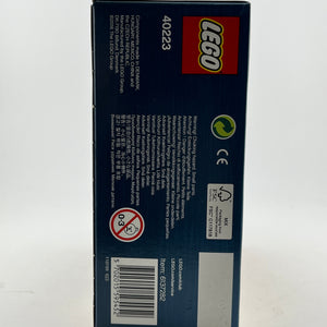 Lego- Santa’s Village Snow Globe 40223 - Limited Edition - Sealed FRENLY BRICKS - Open 7 Days