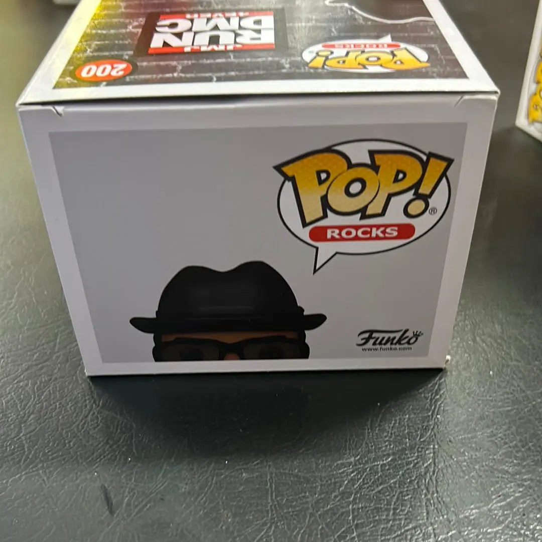 Pop Vinyl Rocks 200 Dmc FRENLY BRICKS - Open 7 Days