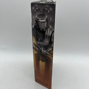 Hasbro Star Wars The Black Series Mandalorian New Republic Security Droid 6