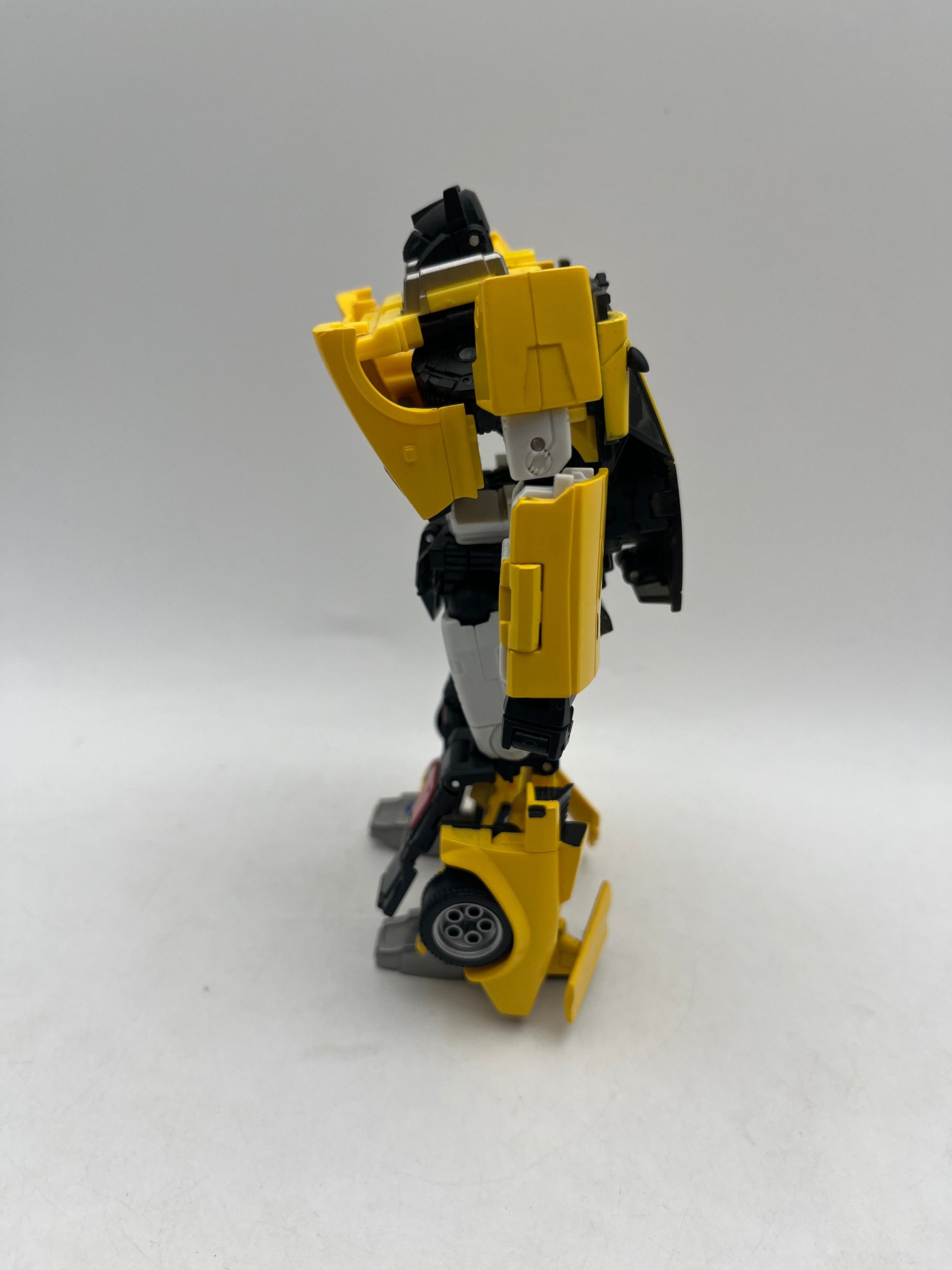 Transformers Generations Selects Tigertrack Deluxe Autobot Figure FRENLY BRICKS - Open 7 Days