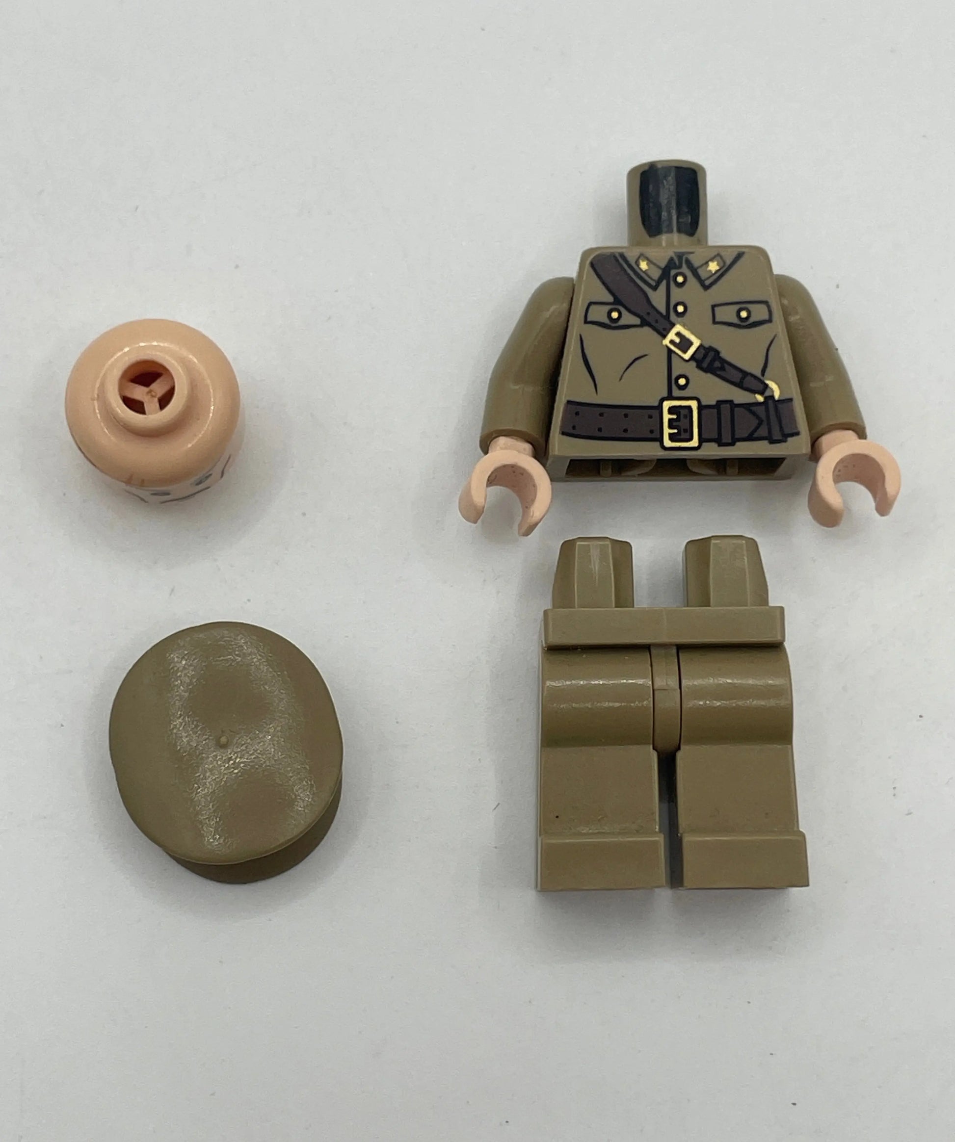 LEGO Minifigure Indiana Jones - iaj018 Colonel Dovchenko (Complete, Genuine) Read Description FRENLY BRICKS - Open 7 Days