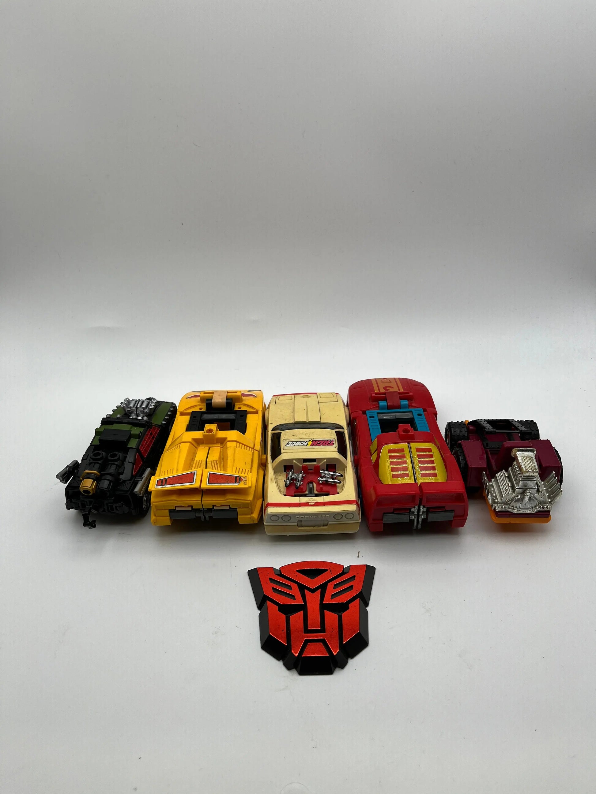 Hasbro Transformers and Various Car Lot FRENLY BRICKS - Open 7 Days