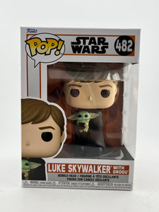 Funko POP! Star Wars - Luke Skywalker With Grogu #482 - Vinyl Collectable