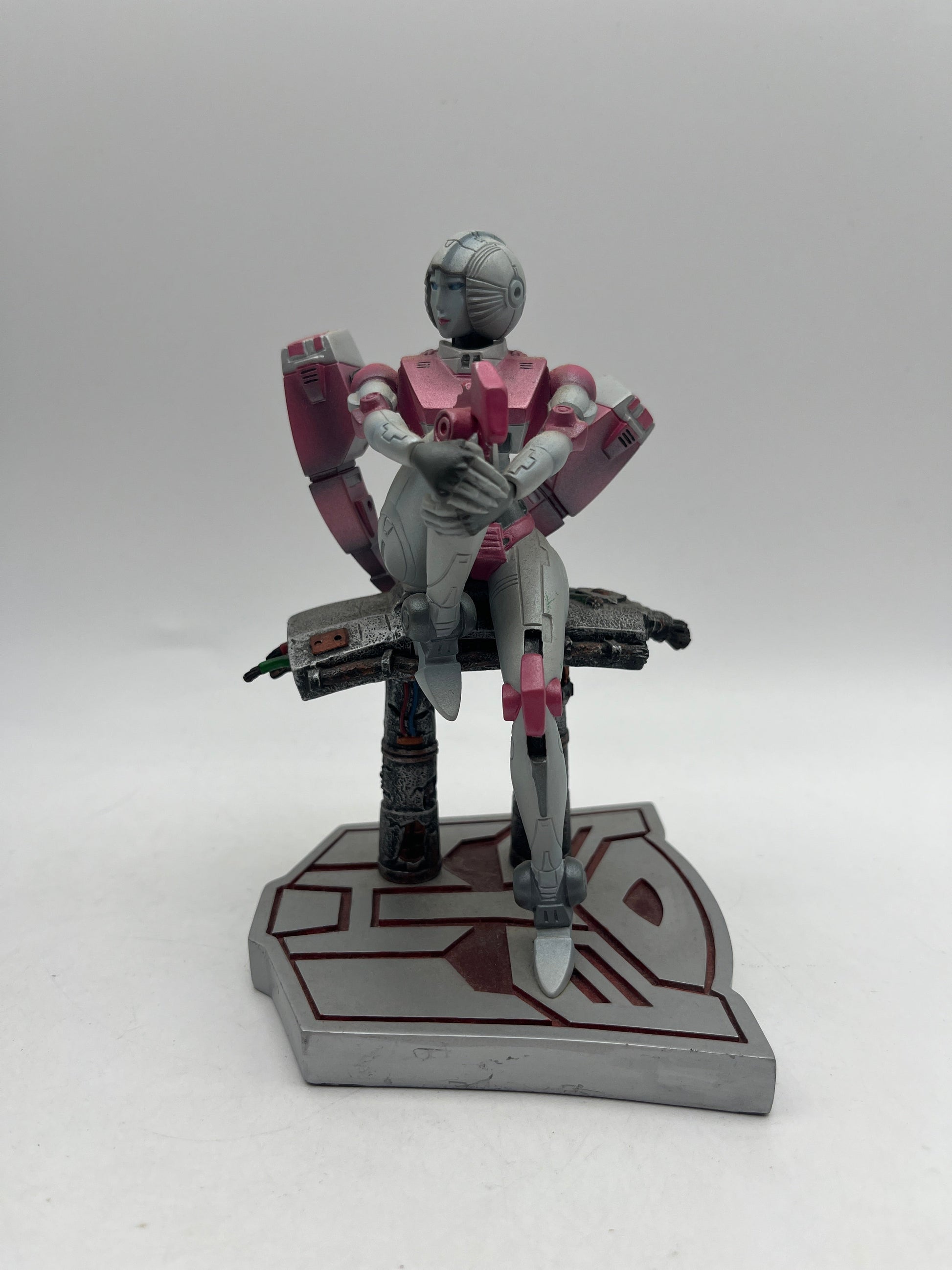 Palisades Toys Transformers Arcee Mini Polystone Statue No. 681/2000 Collectible FRENLY BRICKS - Open 7 Days