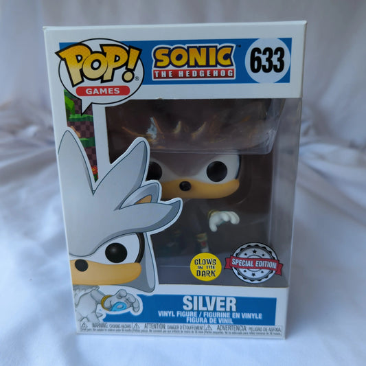 FUNKO POP VINYL SILVER Sonic 633 - FRENLY BRICKS - Open 7 Days