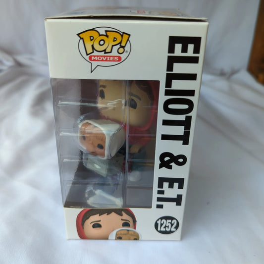 FUNKO POP VINYL Elliott & E.T. 1252 - FRENLY BRICKS - Open 7 Days