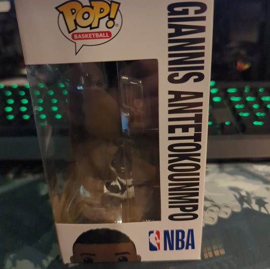 FUNKO POP VINYL - Giannis Antetokounmpo - 93 - NBA FRENLY BRICKS