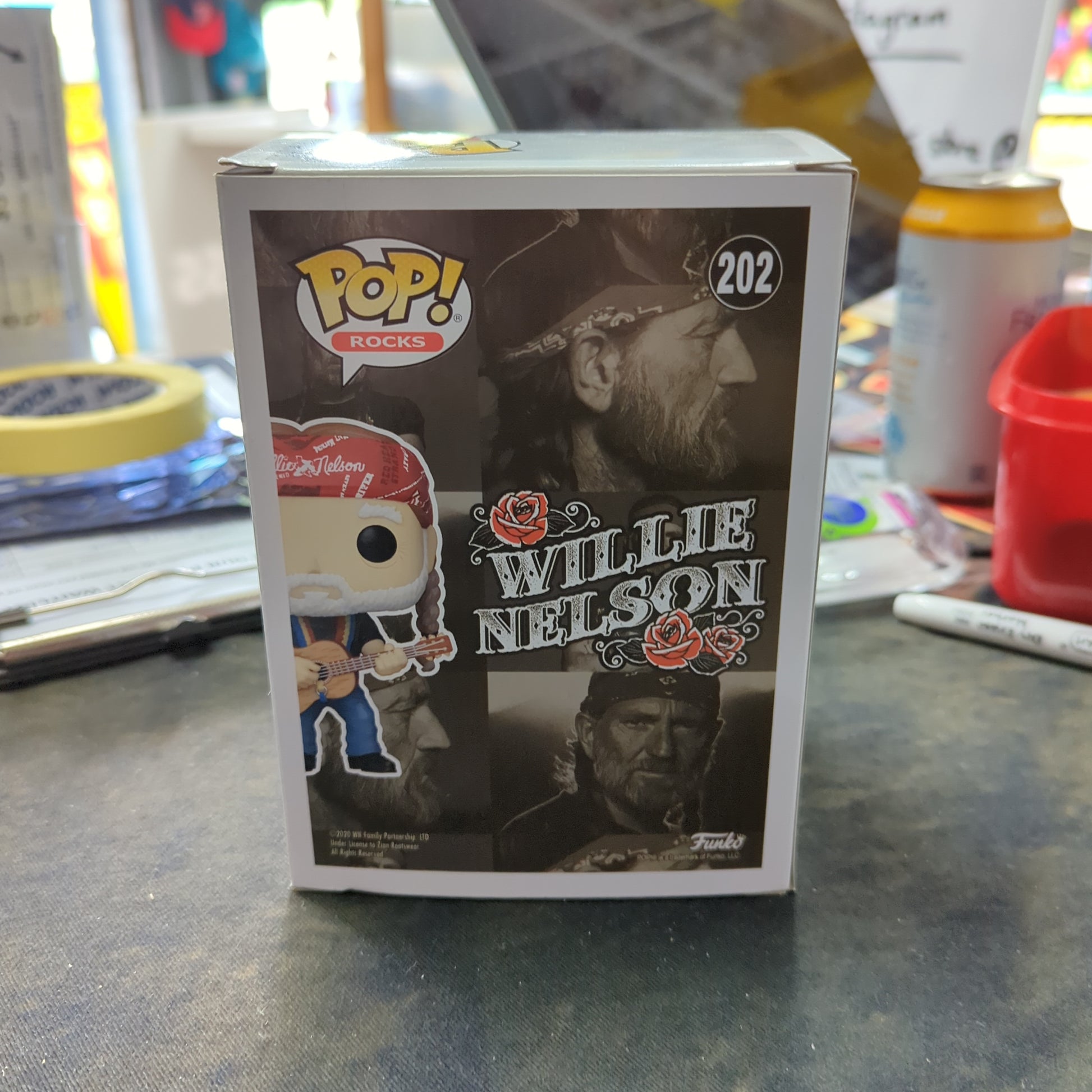 FUNKO POP VINYL - WILLIE NELSON 202 - ROCKS FRENLY BRICKS - Open 7 Days