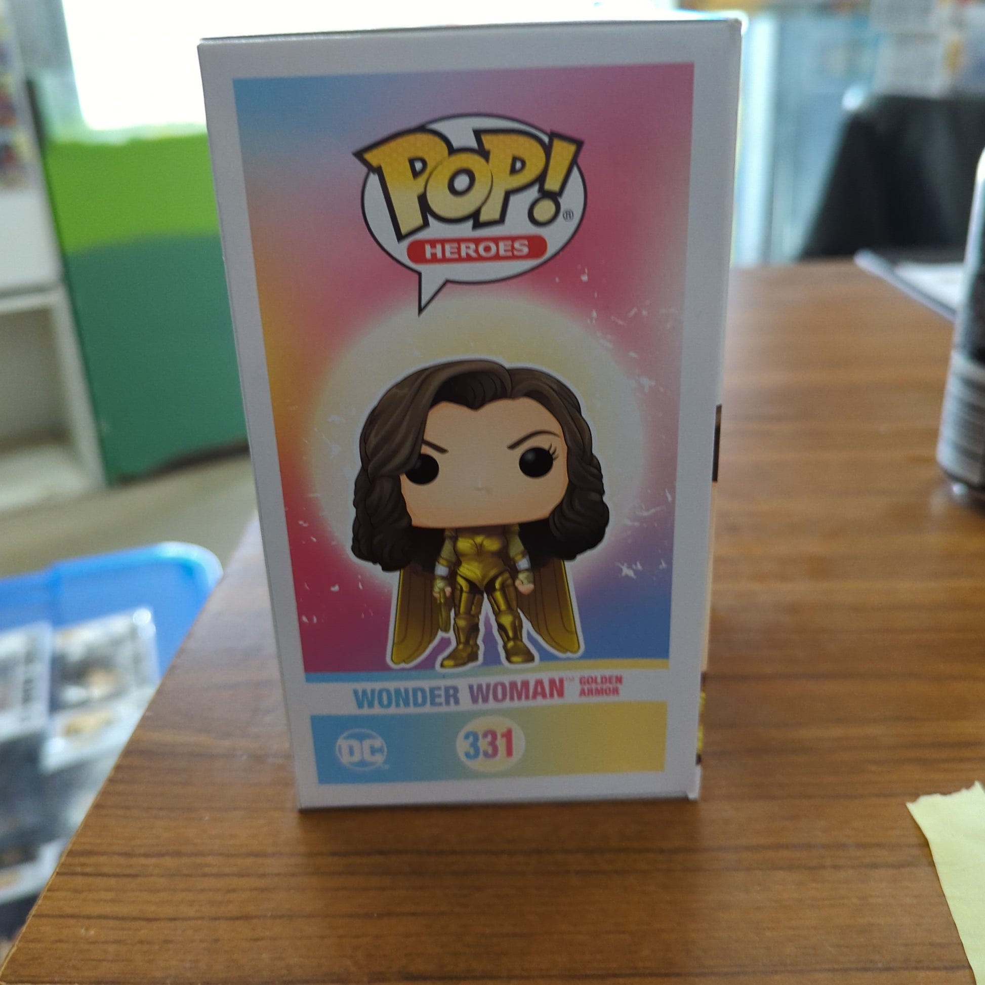 Wonder Woman: 1984 - Wonder Woman Gold No Helmet US Exclusive Pop! Vinyl FRENLY BRICKS - Open 7 Days