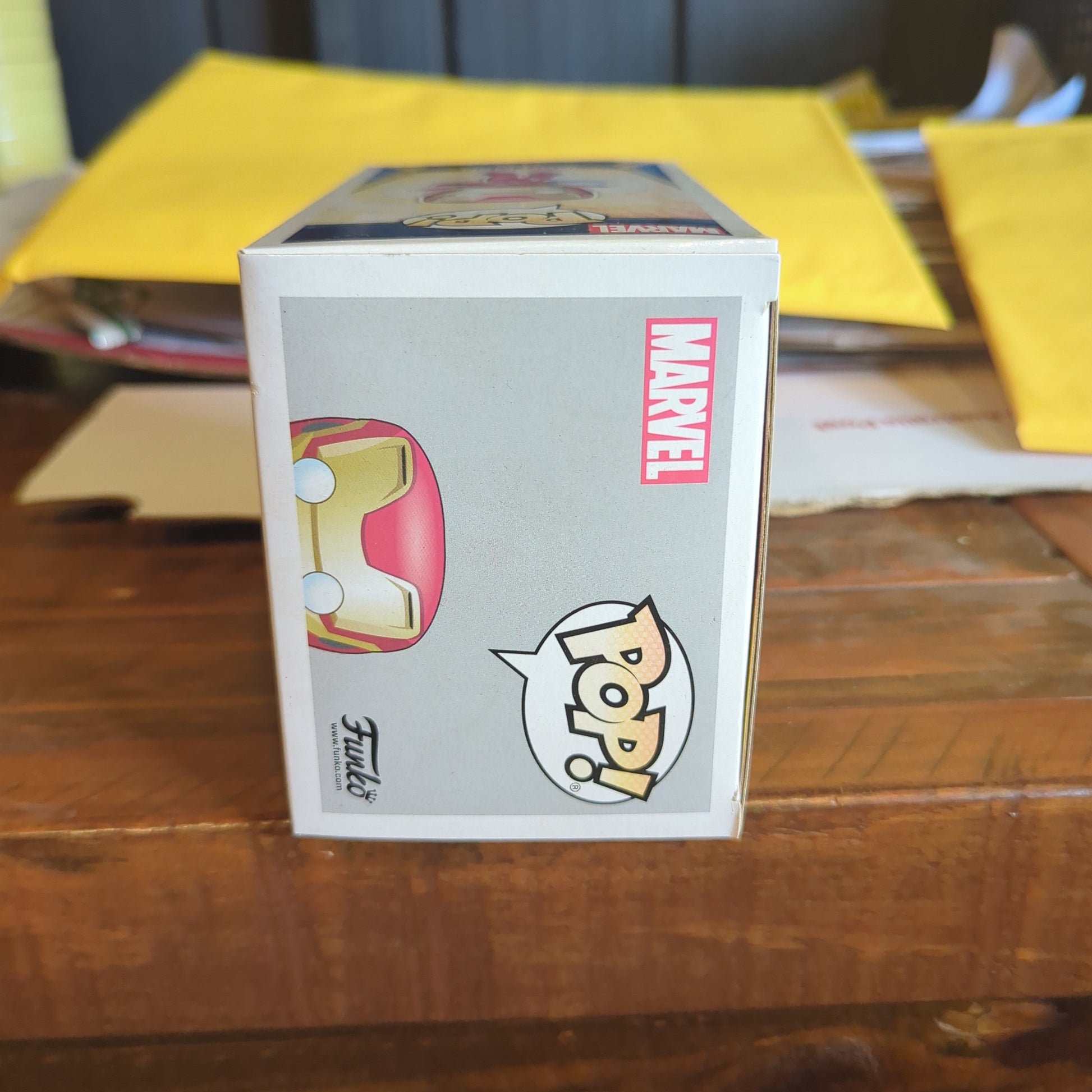 FUNKO POP! AVENGERS INFINITY WAR GOLD CHROME IRON MAN #285 *faded* FRENLY BRICKS - Open 7 Days