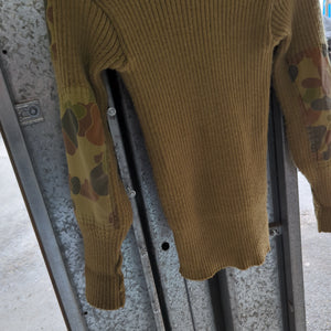 Australian Army / ADF 1993 Howard green & camo jumper Size approx L 85-95s CM battle worn? FRENLY BRICKS - Open 7 Days