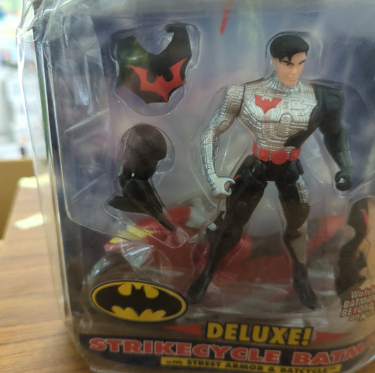 Hasbro Batman Beyond STRIKECYCLE BATMAN Figure MOC DC Comics *loose card* see photo FRENLY BRICKS - Open 7 Days