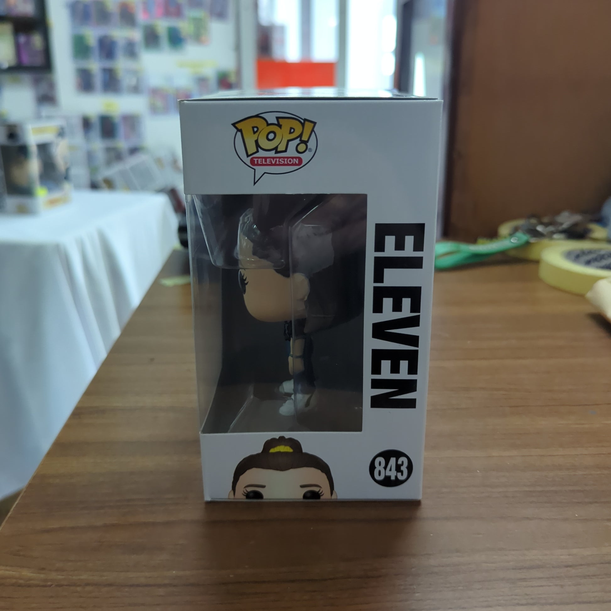 ELEVEN #843 IN OVERALLS - STRANGER THINGS - TELEVISION FUNKO POP! VINYL FRENLY BRICKS - Open 7 Days