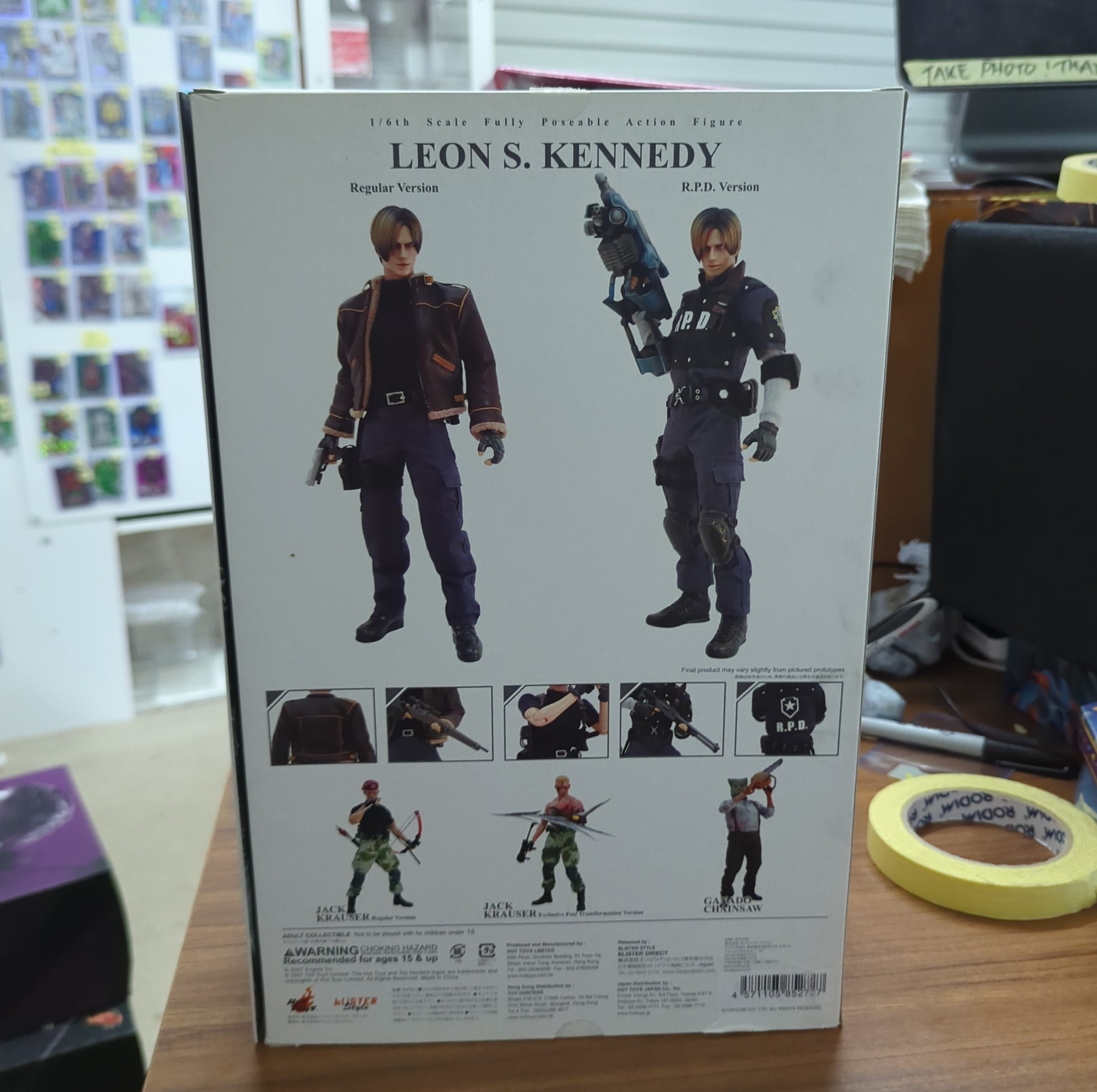 Resident Evil 4 Hot Toys Leon Kennedy RPD Version 1/6th Scale Action Figure one broken seal FRENLY BRICKS - Open 7 Days