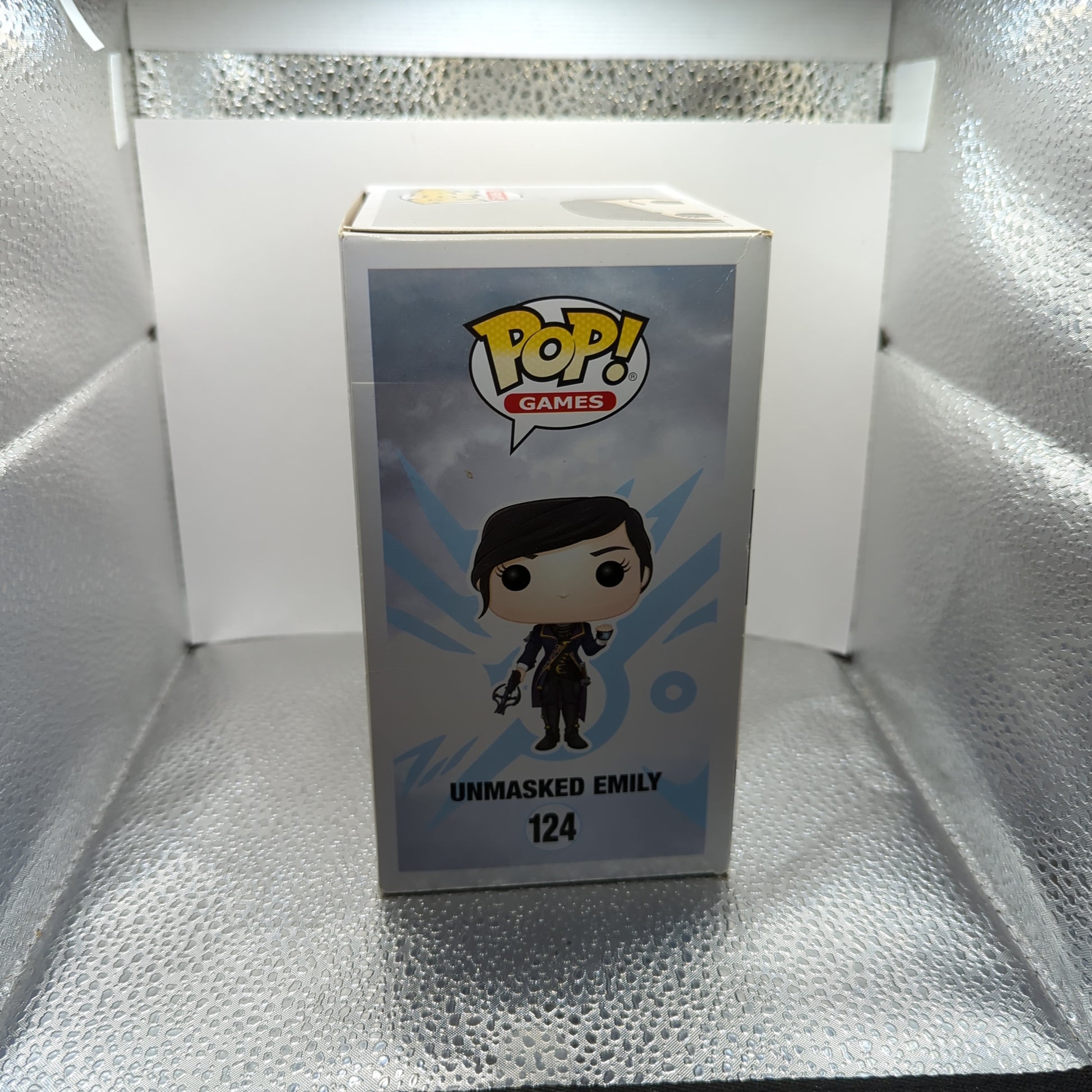 Dishonored 2 - Unmasked Emily Pop! Vinyl Figure 124 FRENLY BRICKS - Open 7 Days