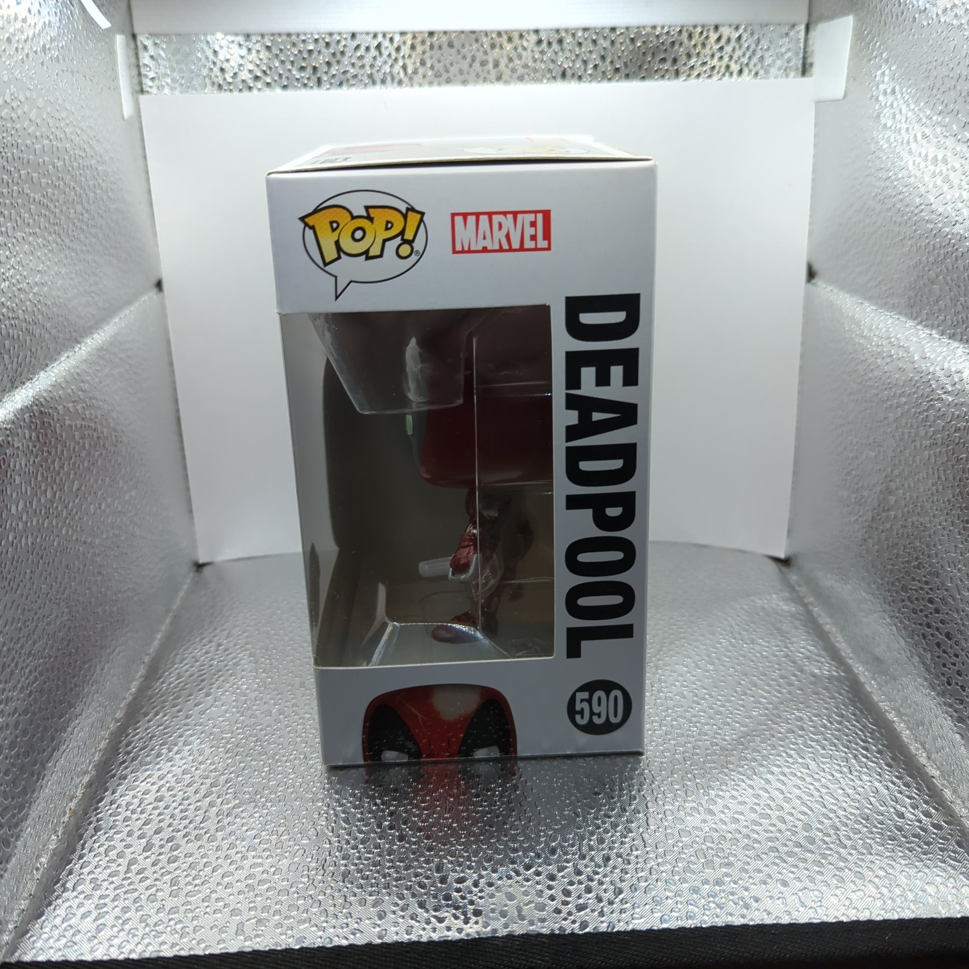 Deadpool 590 - Deadpool 1st Appearance Metallic 80th Anniversary Funko Pop Vinyl FRENLY BRICKS - Open 7 Days