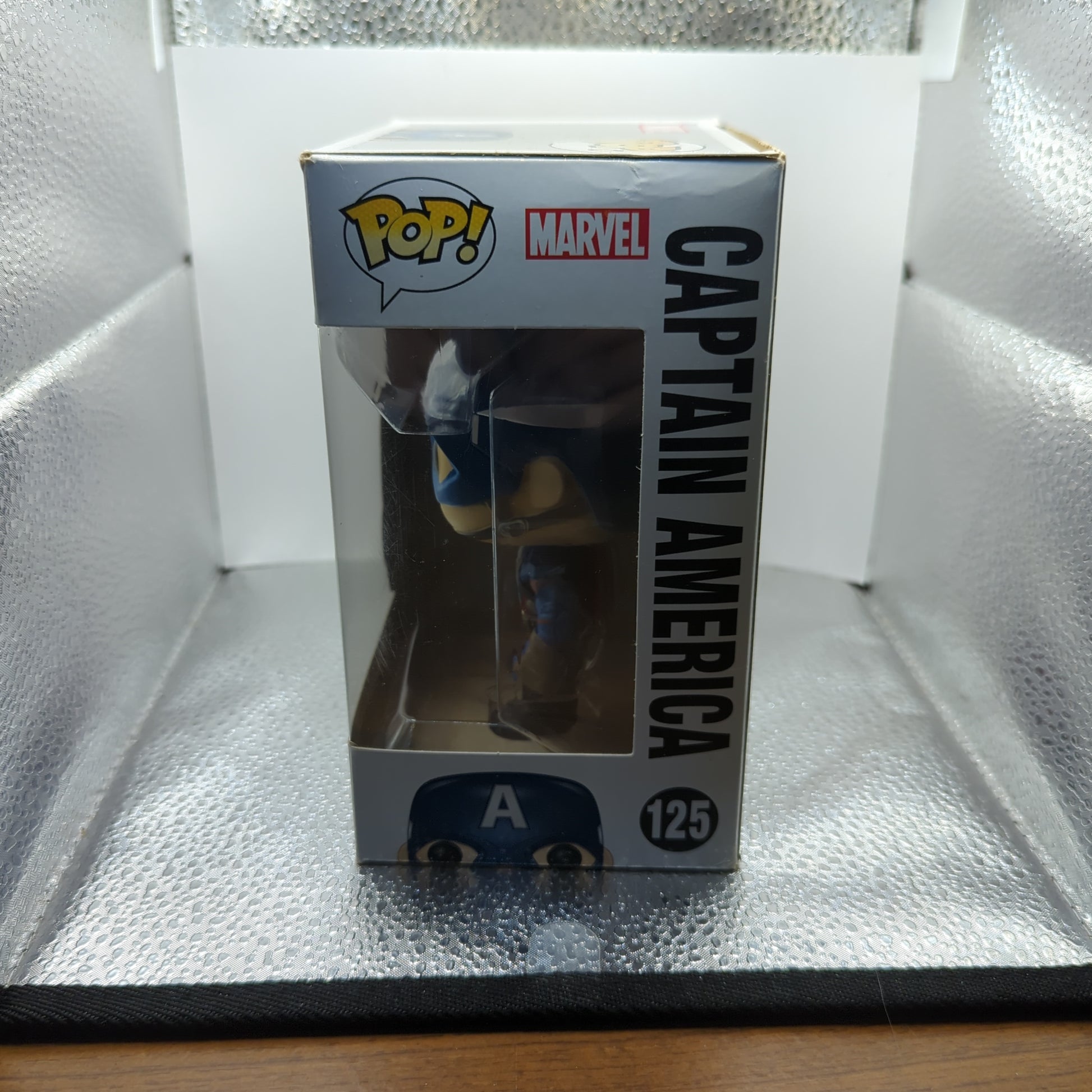 Funko Pop! Captain America: Civil War - Captain America Vinyl Figure #125 FRENLY BRICKS - Open 7 Days