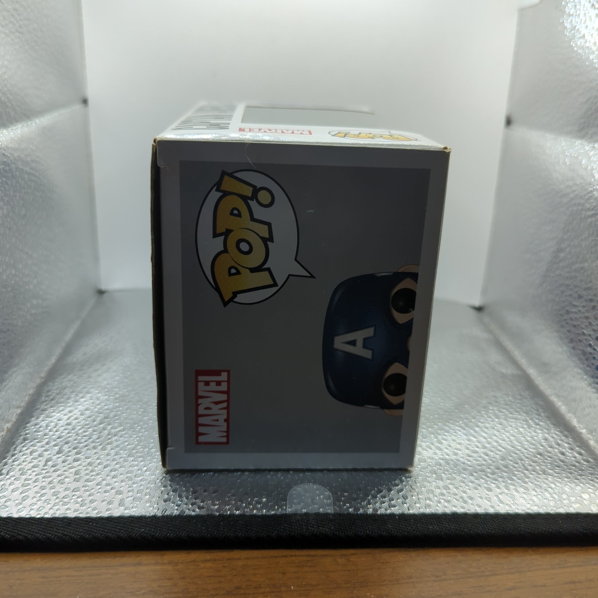 Funko Pop! Captain America: Civil War - Captain America Vinyl Figure #125 FRENLY BRICKS - Open 7 Days