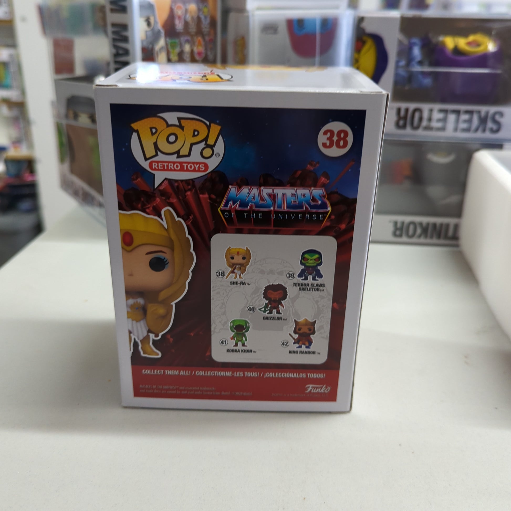 Masters of the Universe - She-Ra Glow in the Dark Pop! Vinyl Figure #38 MOTU FRENLY BRICKS - Open 7 Days