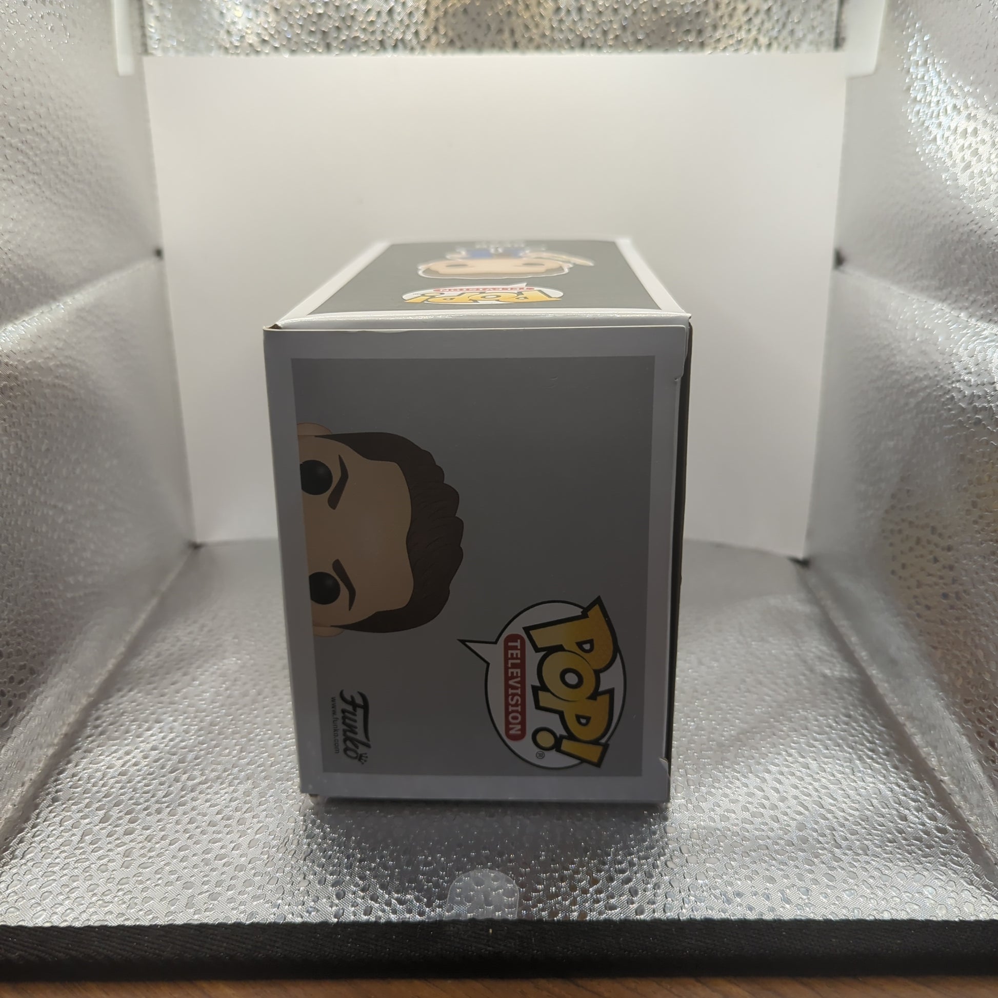 SUPERNATURAL POP VINYL 444 DEAN WITH KNIFE SPECIAL EDITION FRENLY BRICKS - Open 7 Days