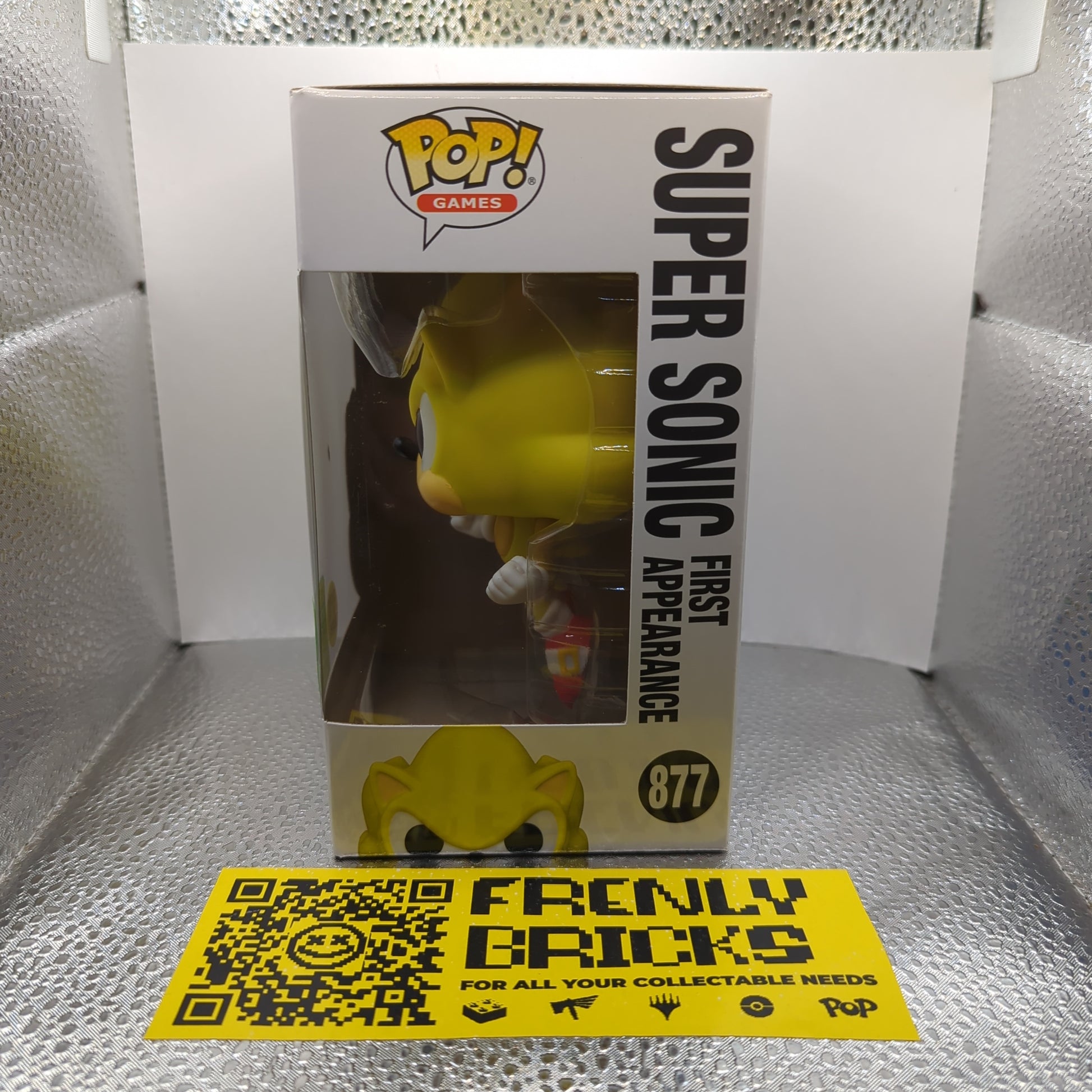 Funko Pop Sonic The Hedgehog Super Sonic 877 SDCC 2022 Limited Edition Glow FRENLY BRICKS - Open 7 Days