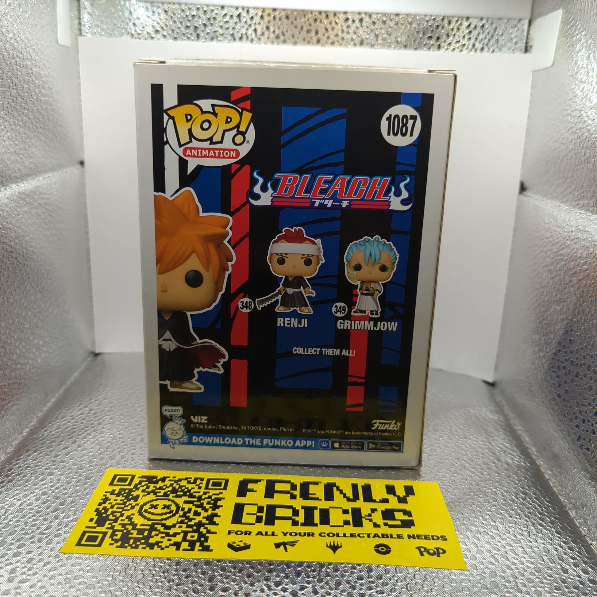 Bleach - Ichigo with Blade Pop! Vinyl Figure #1087 FRENLY BRICKS - Open 7 Days