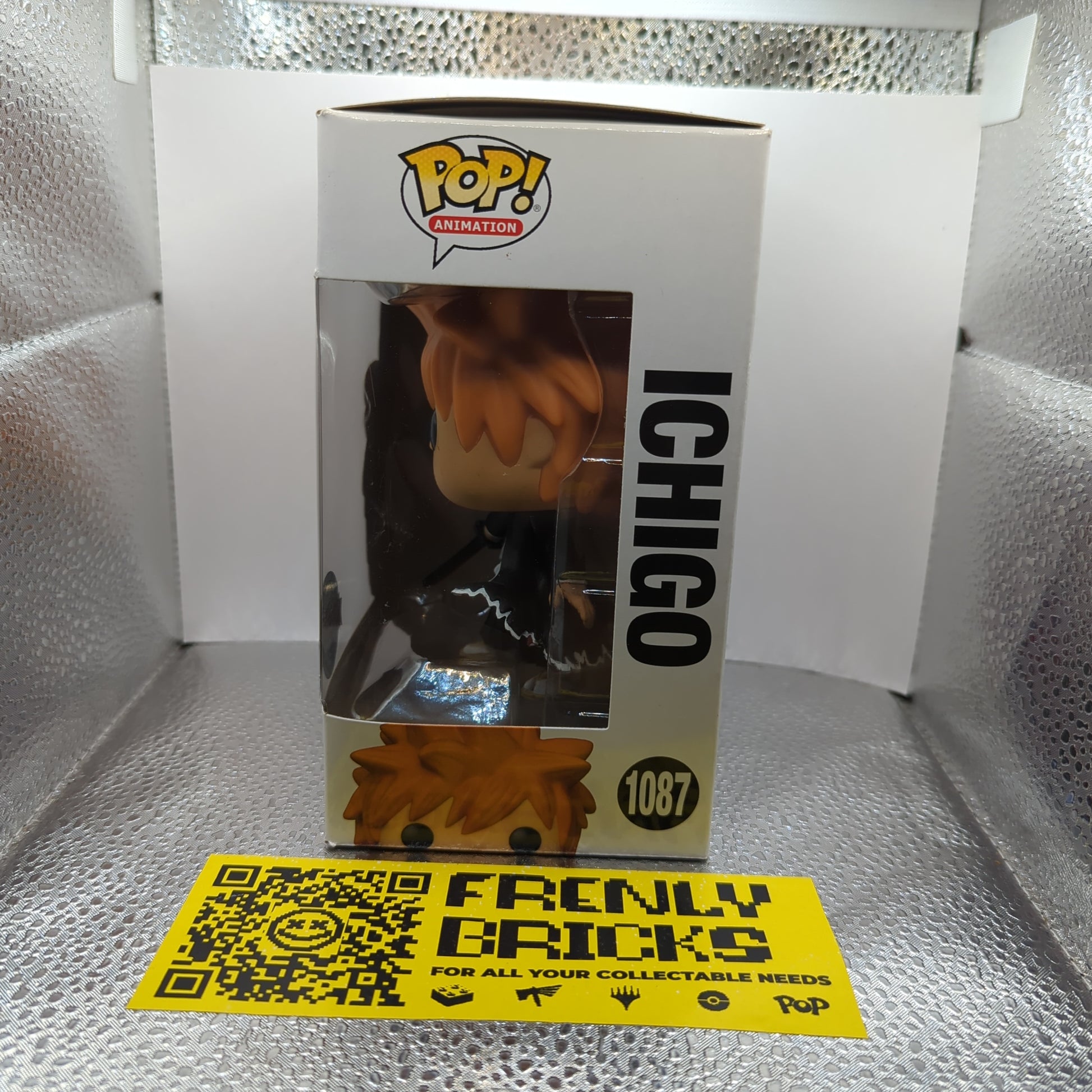 Bleach - Ichigo with Blade Pop! Vinyl Figure #1087 FRENLY BRICKS - Open 7 Days