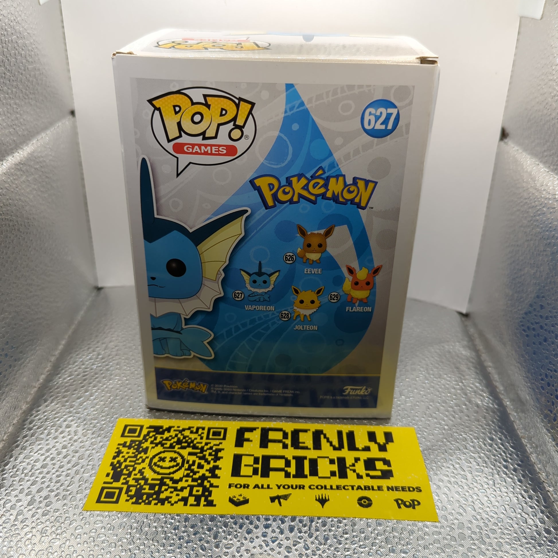 Pokemon - Vaporeon #627 - Convention Diamond Glitter Variant - Funko Pop! Vinyl FRENLY BRICKS - Open 7 Days